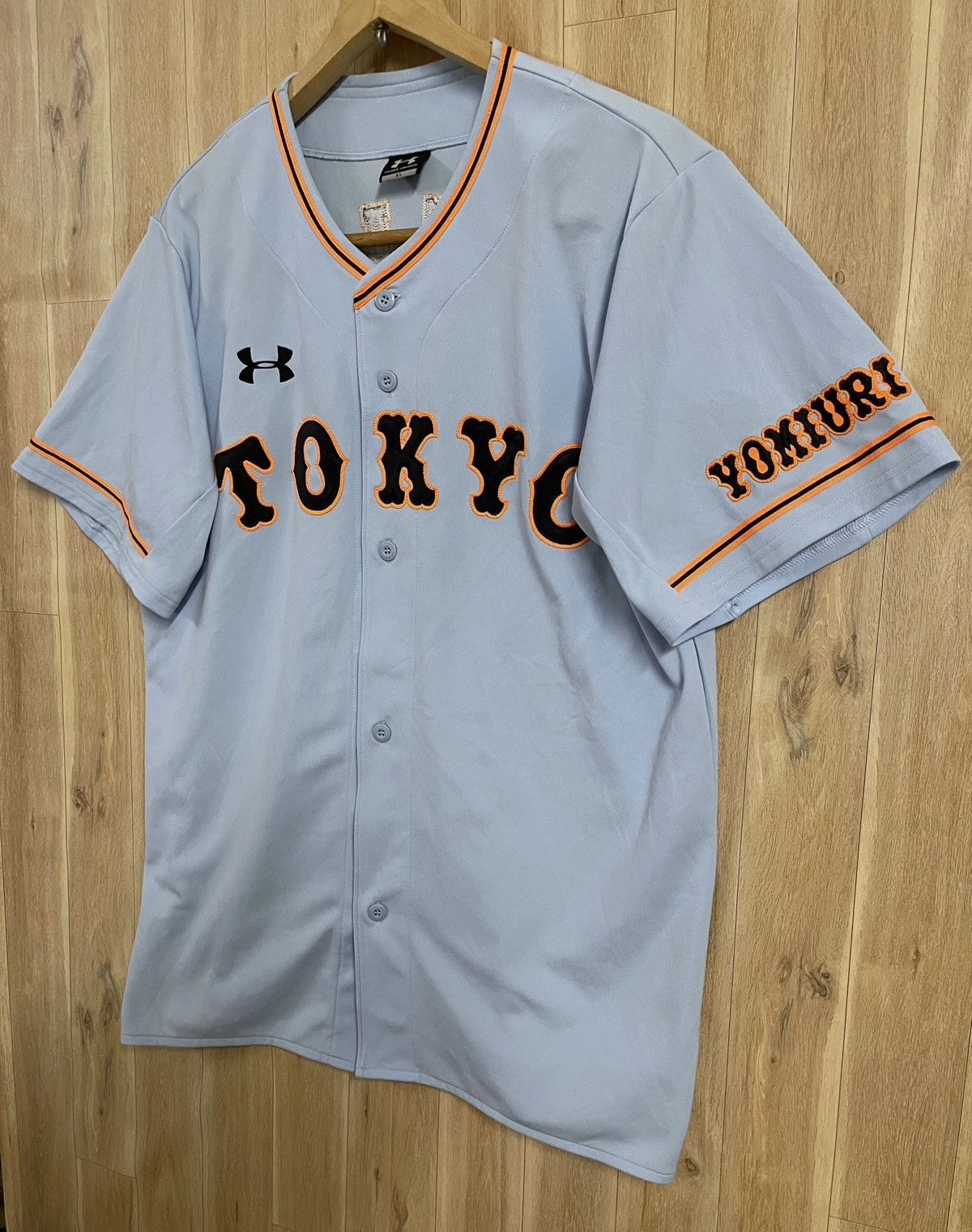Sports Specialties × Under Armour Rare Tokyo Yomuri Giants Baseball Jersey L J League Size US L / EU 52-54 / 3 - 4 Thumbnail