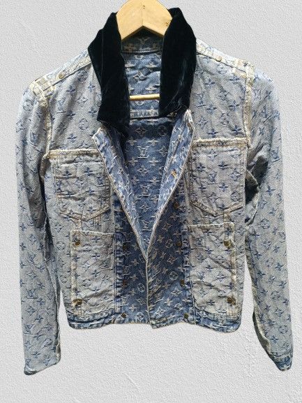 Louis Vuitton LOUIS VUITTON Monogram Denim Jacket AW05 Size XS / US 0-2 / IT 36-38 - 3 Thumbnail