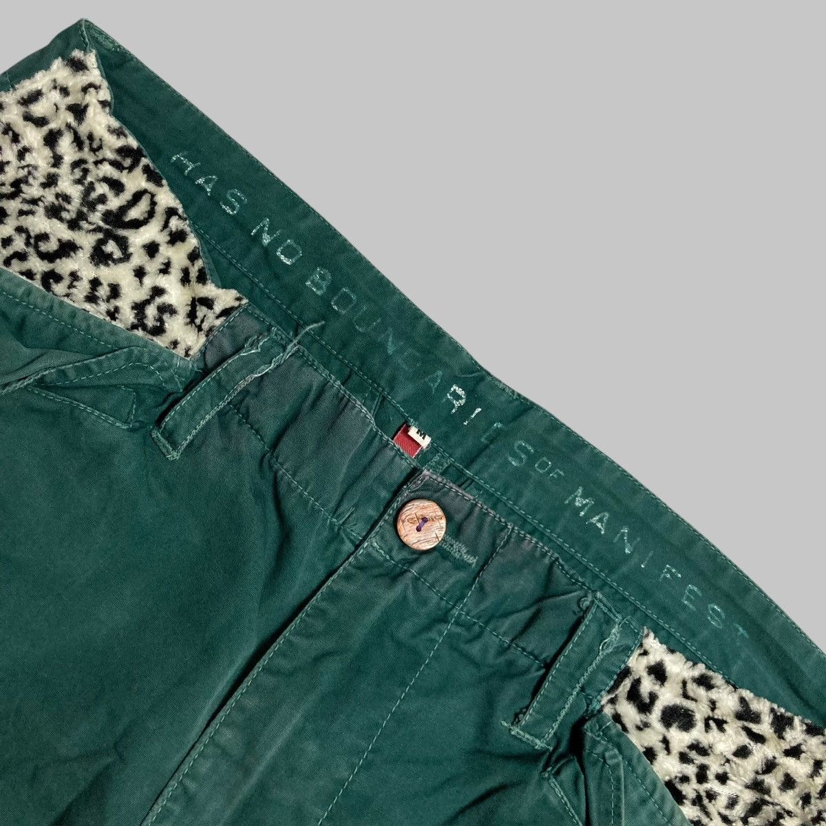 Japanese Brand HAS NO BONDARIES Cargo Pants Leopard Multi Pocket Japan Made Size US 33 - 7 Thumbnail