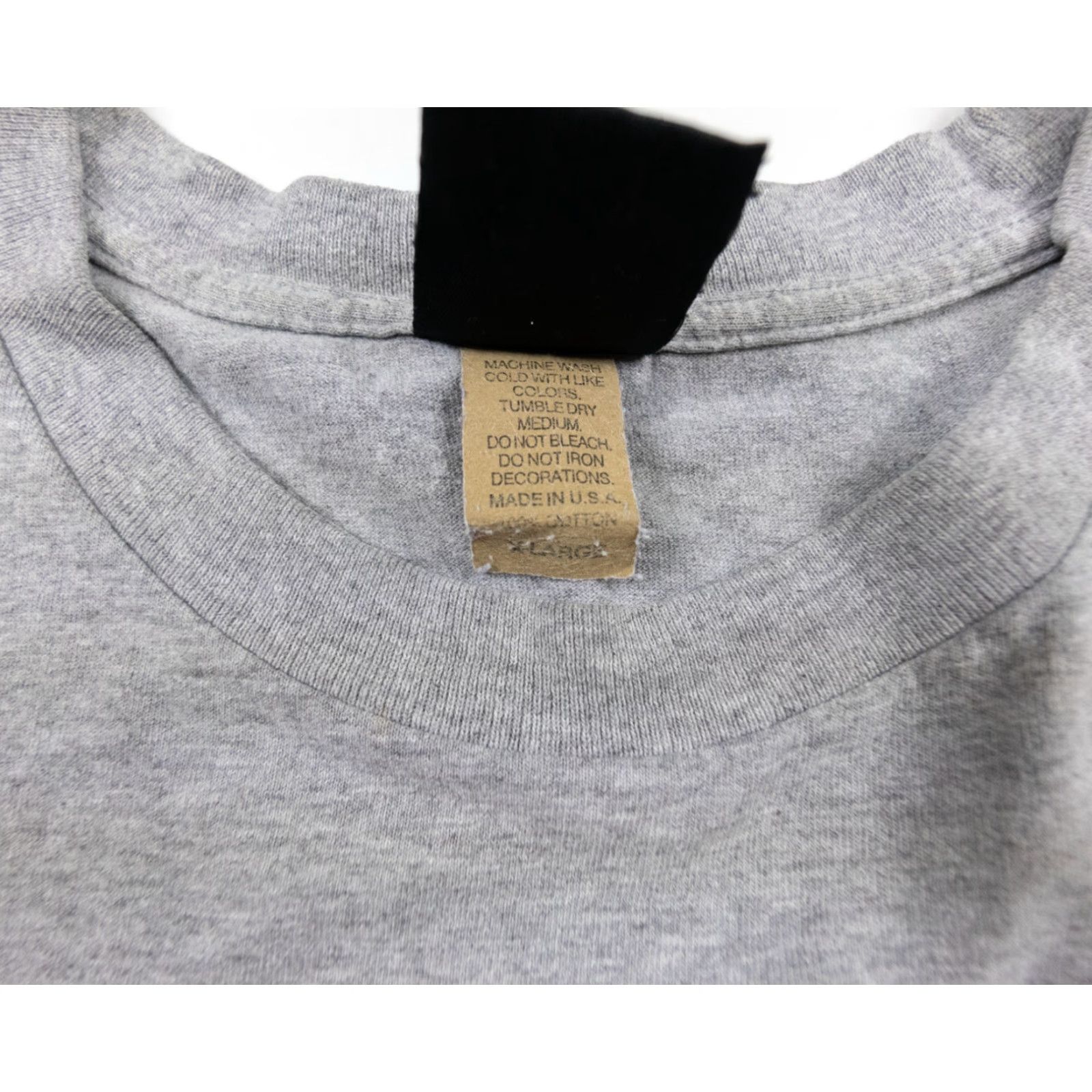 Vintage VINTAGE Prairie Mountain T-Shirt Adult XL Gray Wolves 90s Short Sleeve Crew Neck Mens Ballparking: nature, animal, 1990s Size US XL / EU 56 / 4 - 6 Thumbnail