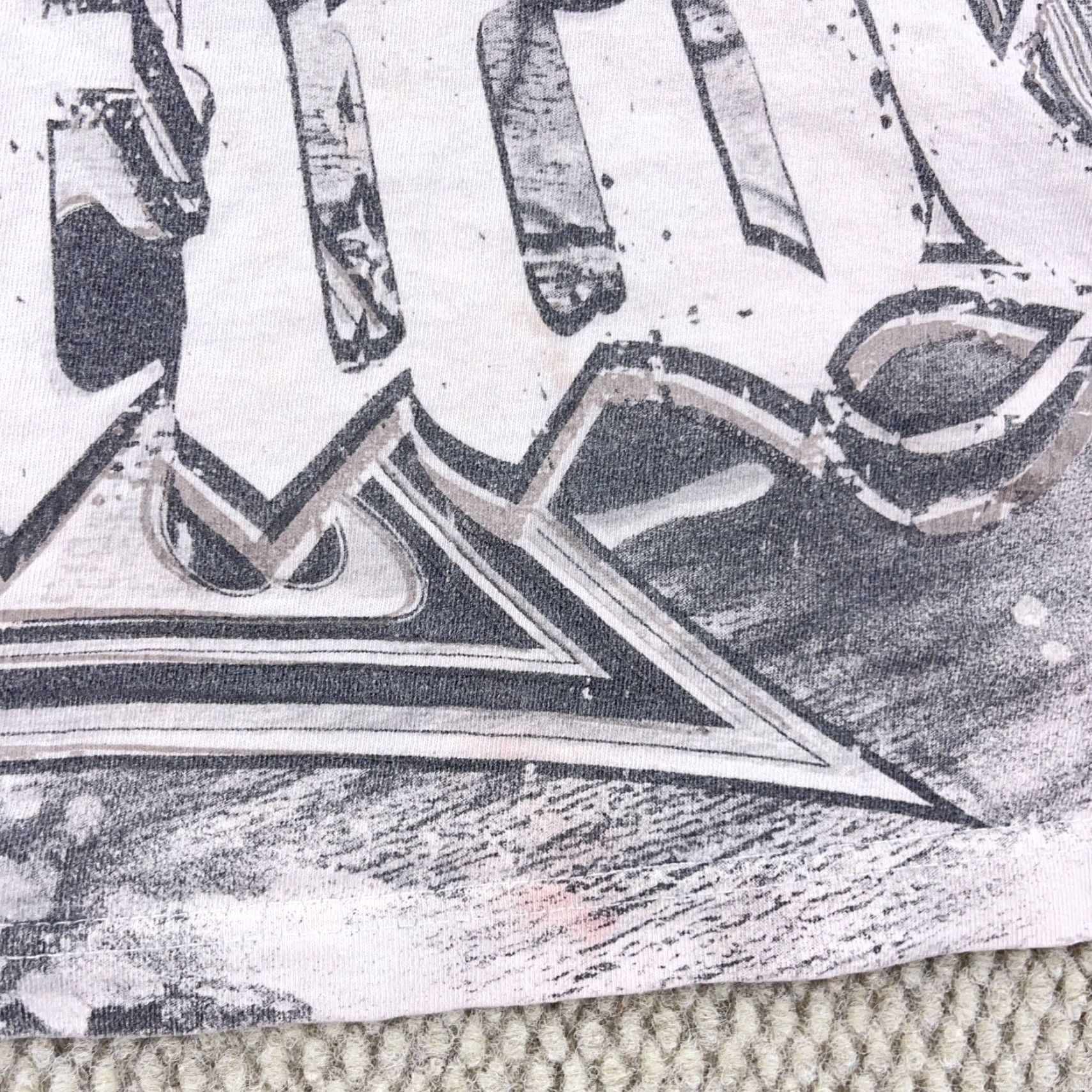 Gloverall VINTAGE Skull Shirt Men XL MMA AOP All Over Wings Iron Cross Grunge Chopper Graphic T-Shirt White USA 90s Punk Rock Mens XL Shirt Size US XL / EU 56 / 4 - 3 Thumbnail