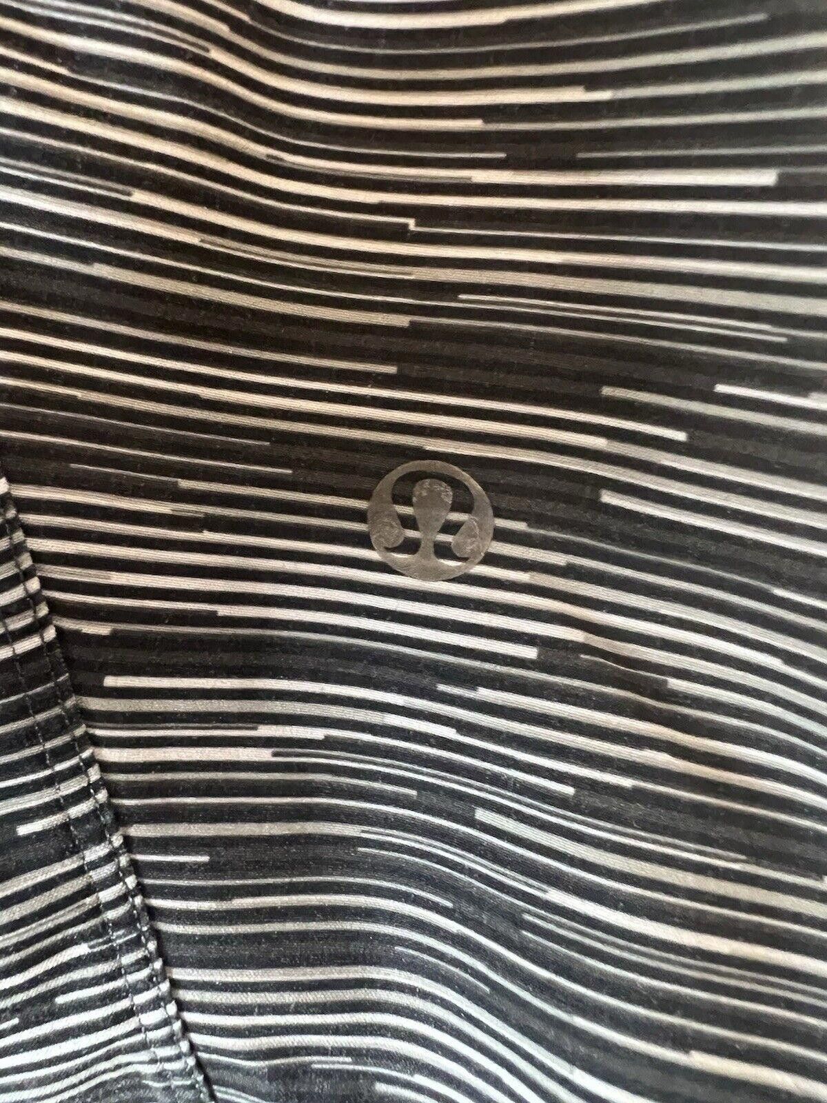 Designer Lululemon Surge Liner Shorts Mens Black Running Track Size US 32 / EU 48 - 4 Thumbnail