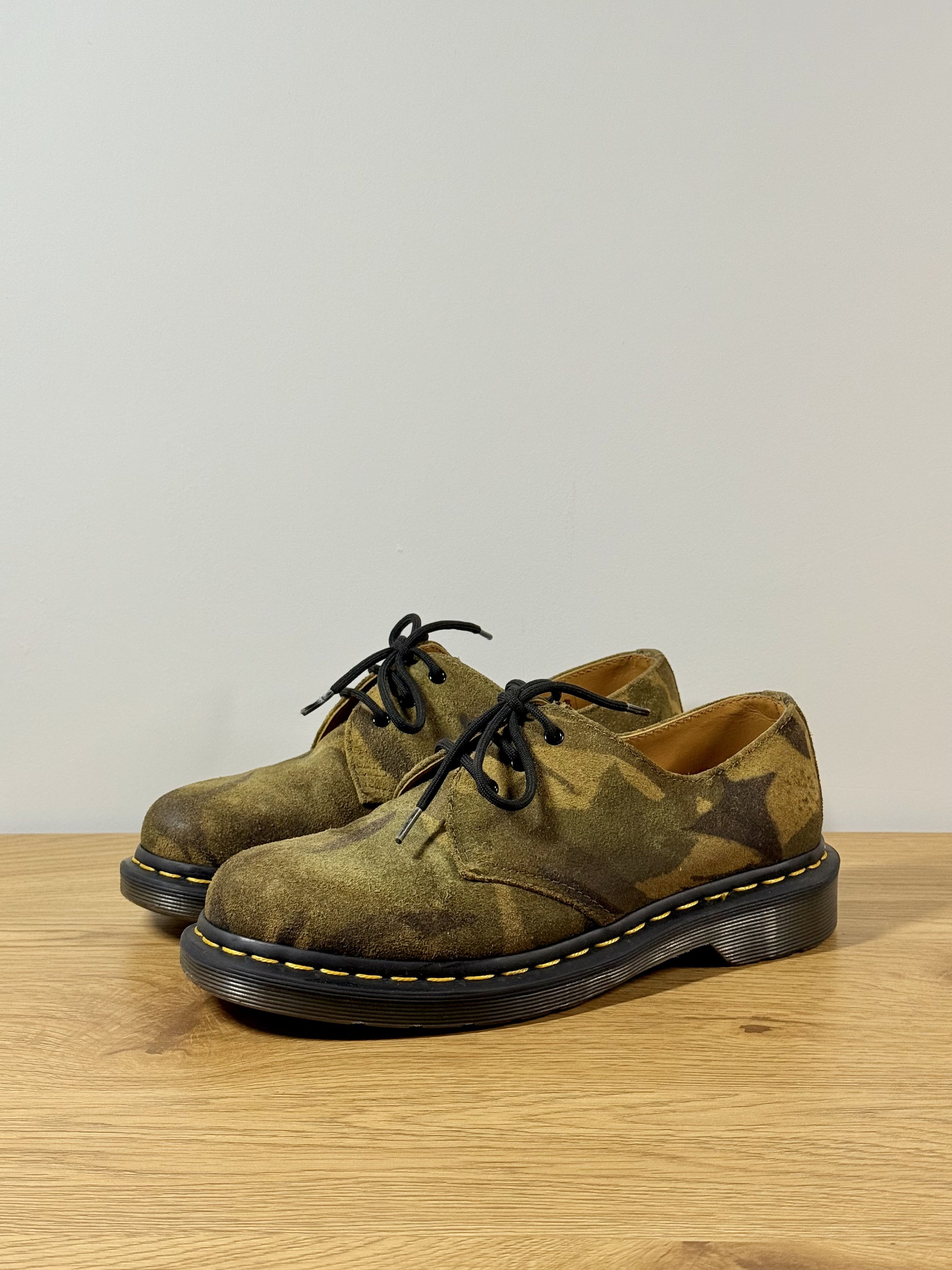 Dr. Martens Women's Rare Dr. Martens Suede Camo Oxford Derby Shoes US7 Size US 7 / IT 37 - 2 Thumbnail