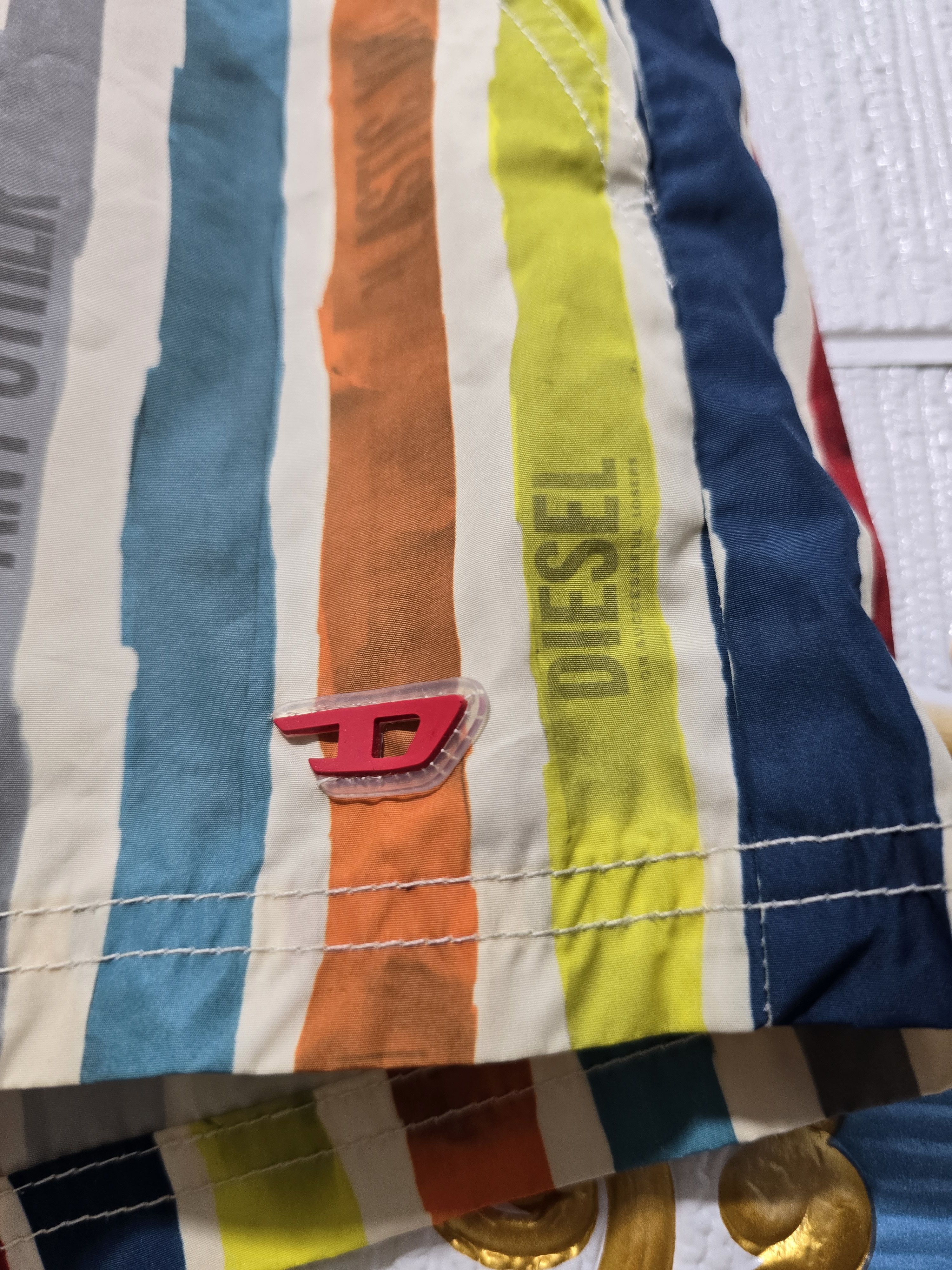 Diesel DIESEL vintage swimwear SHORT rare new Size US 36 / EU 52 - 4 Thumbnail
