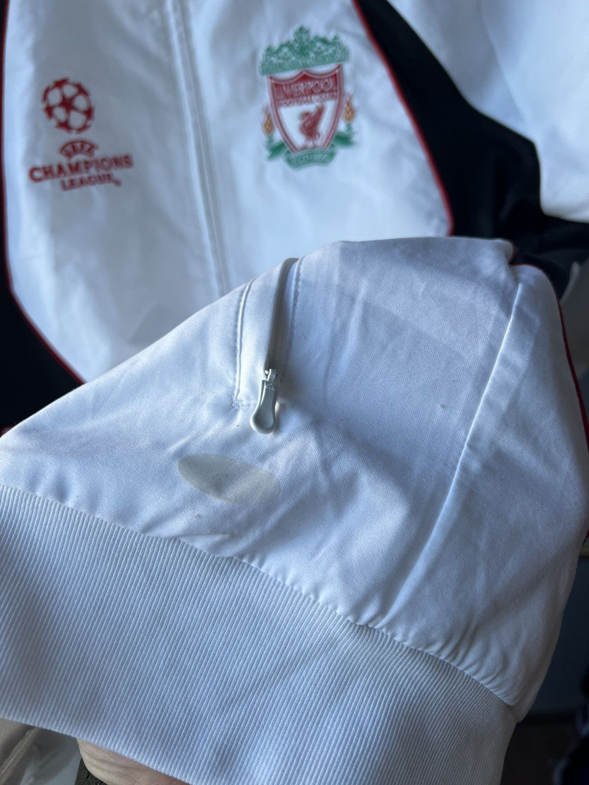 Adidas 2007 LIVERPOOL FC CHAMPIONS LEAGUE SOCCER FOOTBALL JACKET L Size US L / EU 52-54 / 3 - 9 Thumbnail