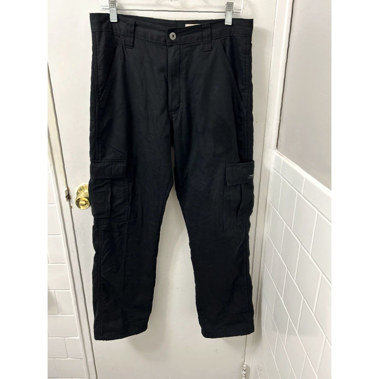 Wrangler Wrangler Cargo Pants Mens 30x30 Black Fleece Lined Relaxed Fit Trousers Size US 30 / EU 46 - 2 Thumbnail