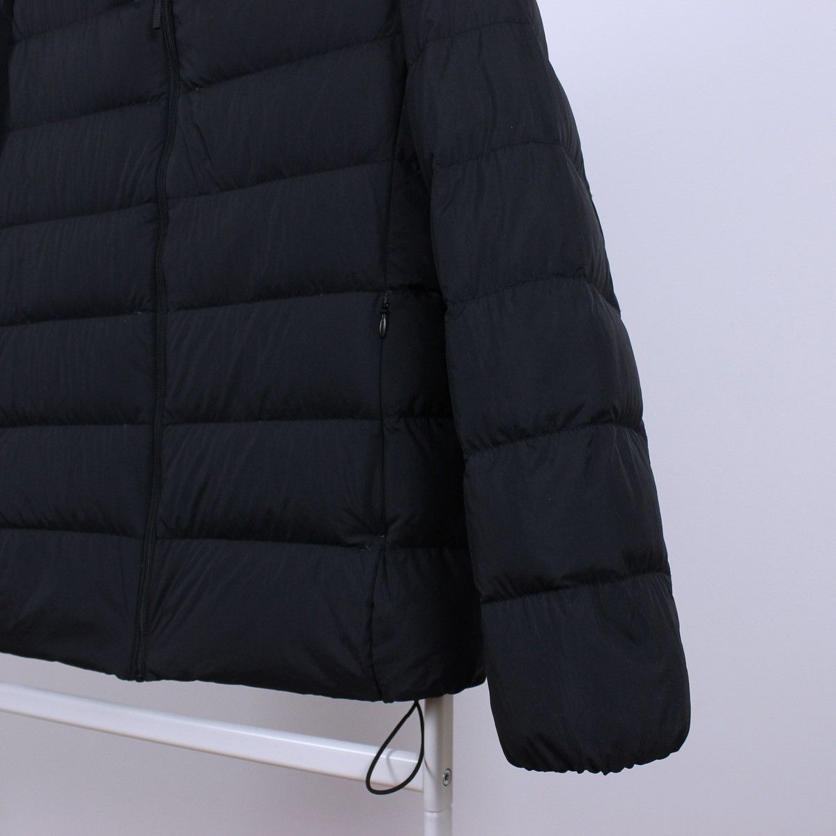 Uniqlo Uniqlo Ultra Light Down Jacket Size M / US 6-8 / IT 42-44 - 4 Thumbnail
