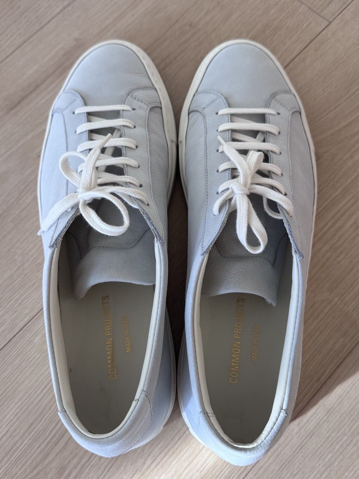 Common Projects COMMON PROJECTS Gray Contrast Achilles Sneakers Size 12 / 45 Size US 12 / EU 45 - 5 Thumbnail