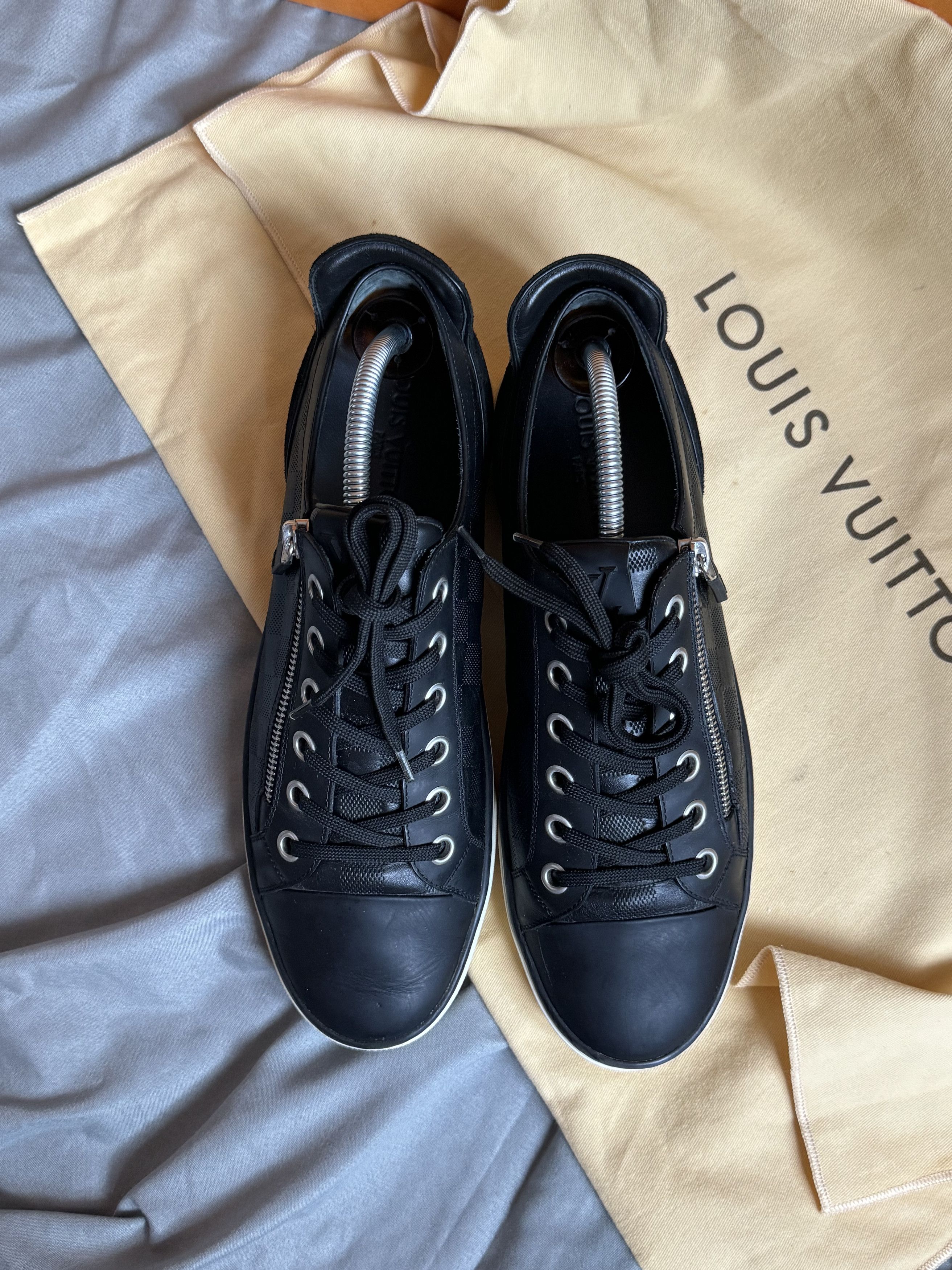 Louis Vuitton Louis Vuitton Sneakers Size US 8 / EU 41 - 3 Thumbnail