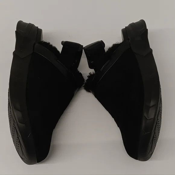 Givenchy Givenchy Marshmallow Hoya Shearling-Lined Suede Mules - EU44 Size US 11 / EU 44 - 4 Thumbnail