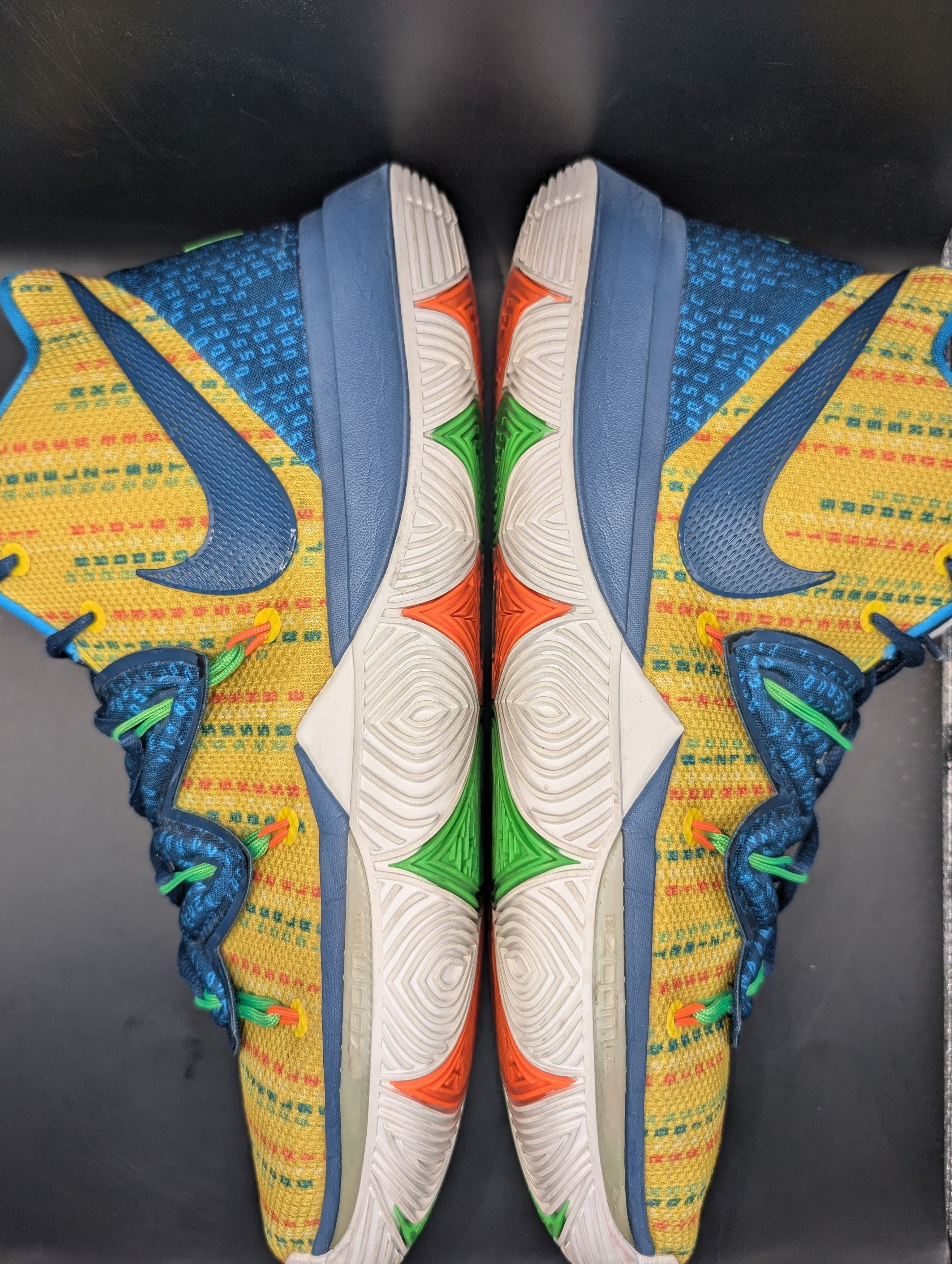 Nike Nike Kyrie 5 Skills Academy Promo PE Size US 13 / EU 46 - 8 Thumbnail