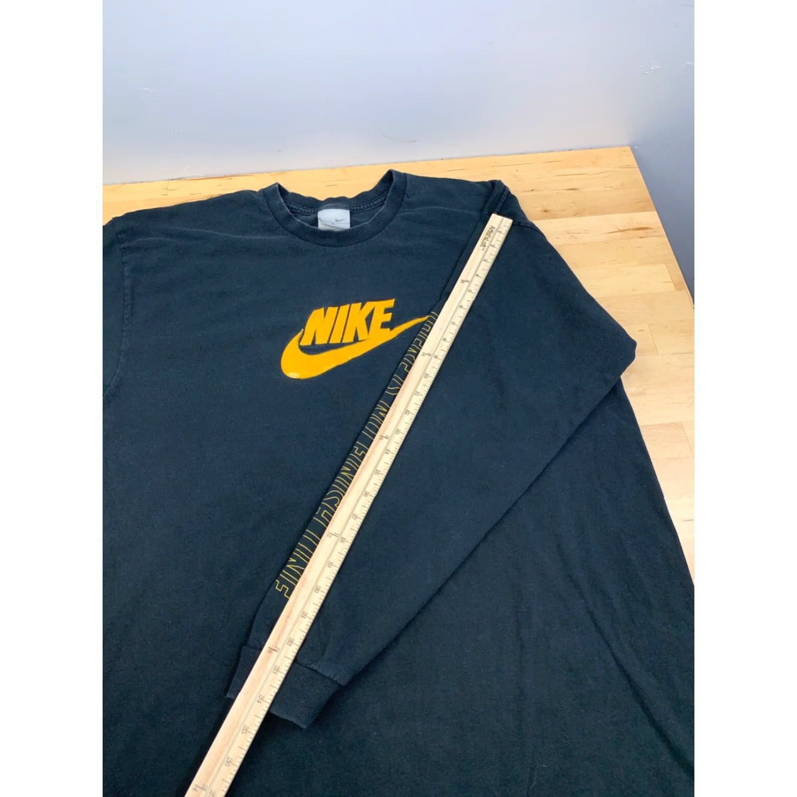 Nike VINTAGE Nike Shirt Mens XL Y2K Logo Spellout Faded Long Sleeve Hit 90s Black Mens XL Nike Shirt Size US XL / EU 56 / 4 - 7 Thumbnail