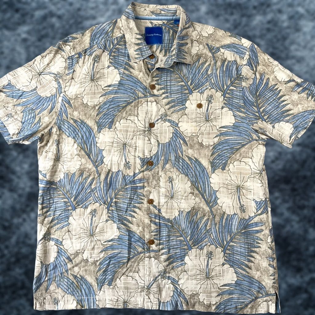 Tommy Bahama Tommy Bahama Shirt XL Blue 100% Silk Hawaiian Hibiscus Floral AOP Shirt Button-Up Short Sleeve Mens Size US XL / EU 56 / 4 - 1 Thumbnail