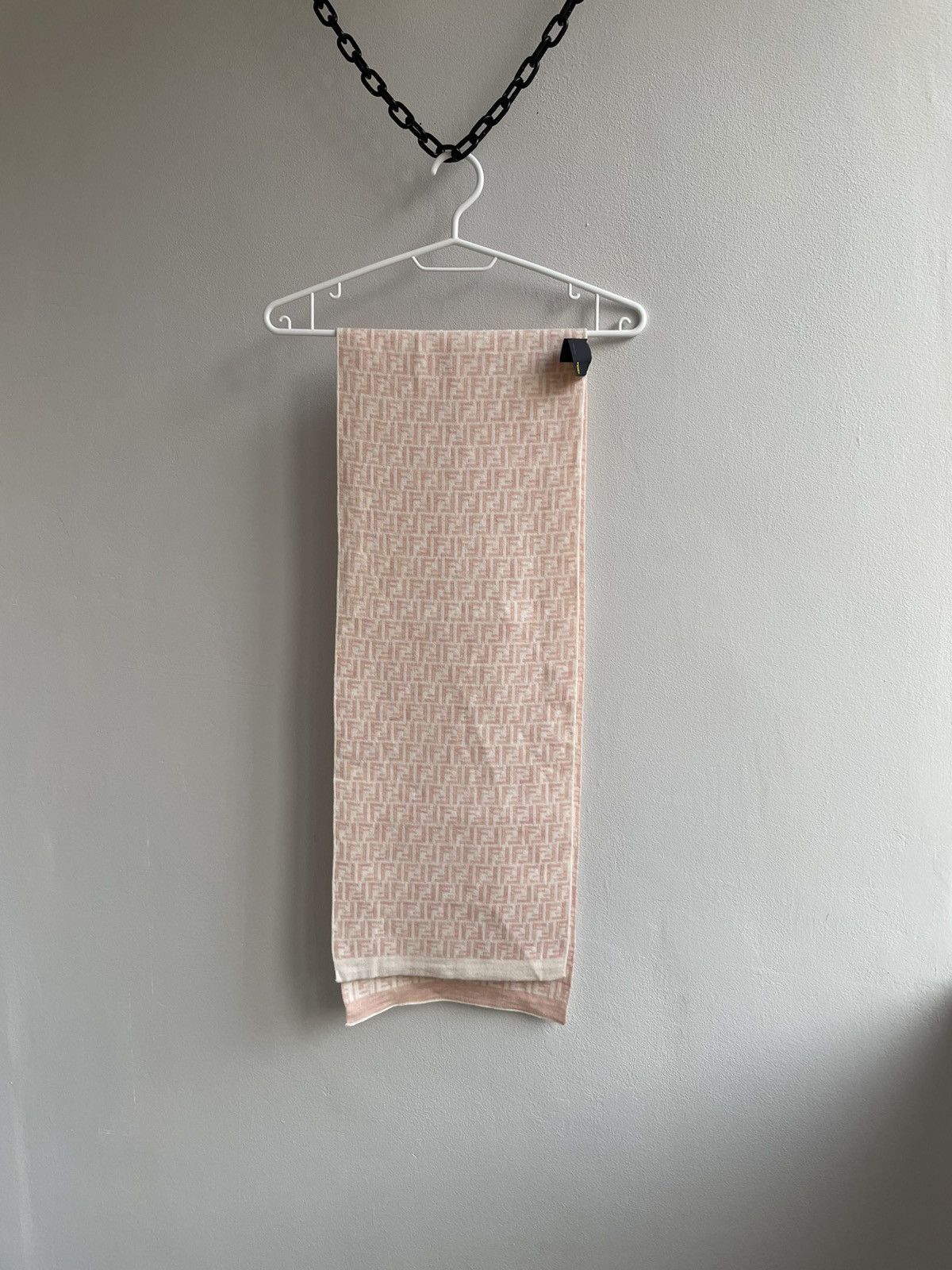 Fendi Fendi Monogram FF Double Sided Wool Pink Unisex Scarf Size ONE SIZE - 2 Thumbnail