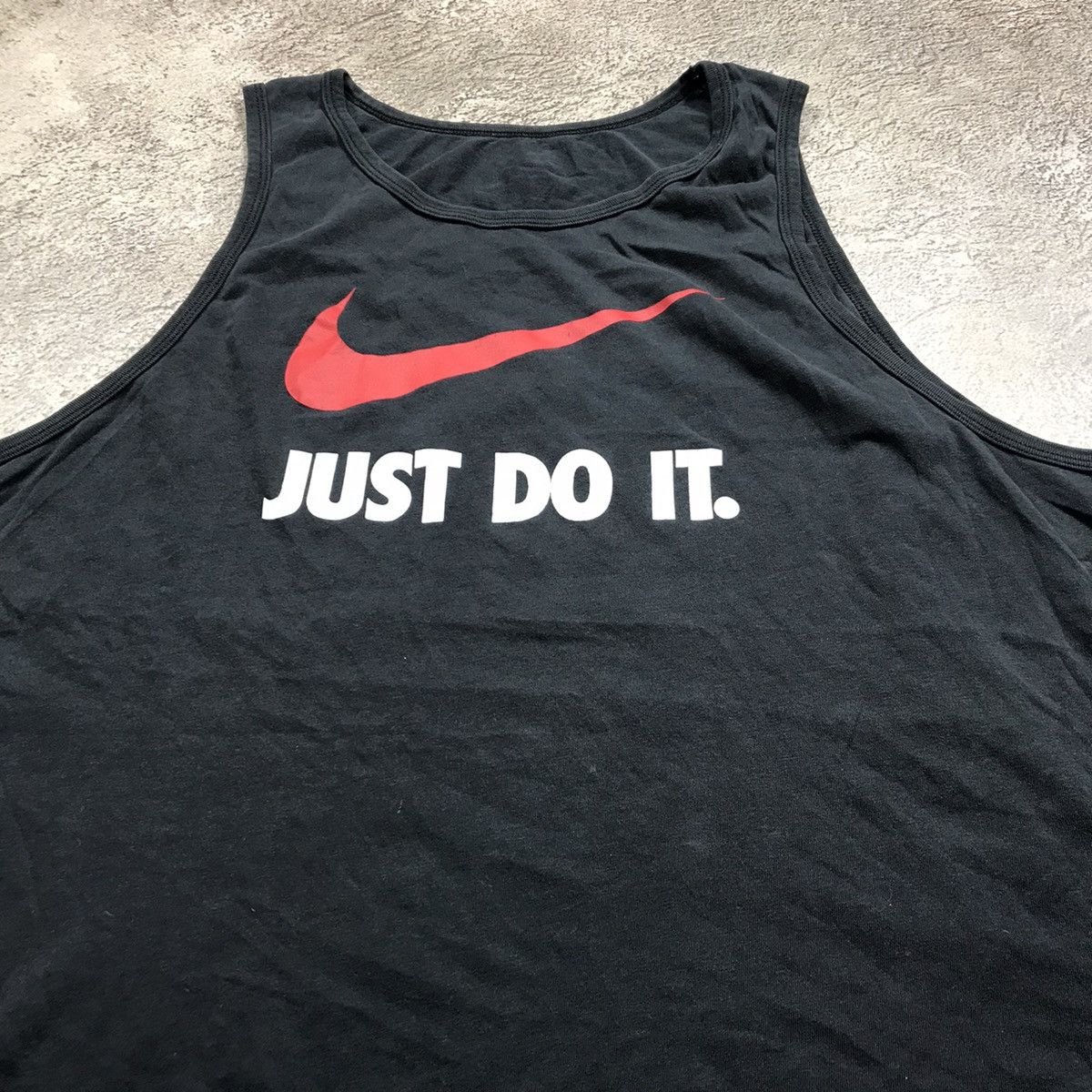 Vintage Vintage Nike Swoosh Tank Top Sun Faded Streetwear 90s XL Size US XL / EU 56 / 4 - 3 Thumbnail