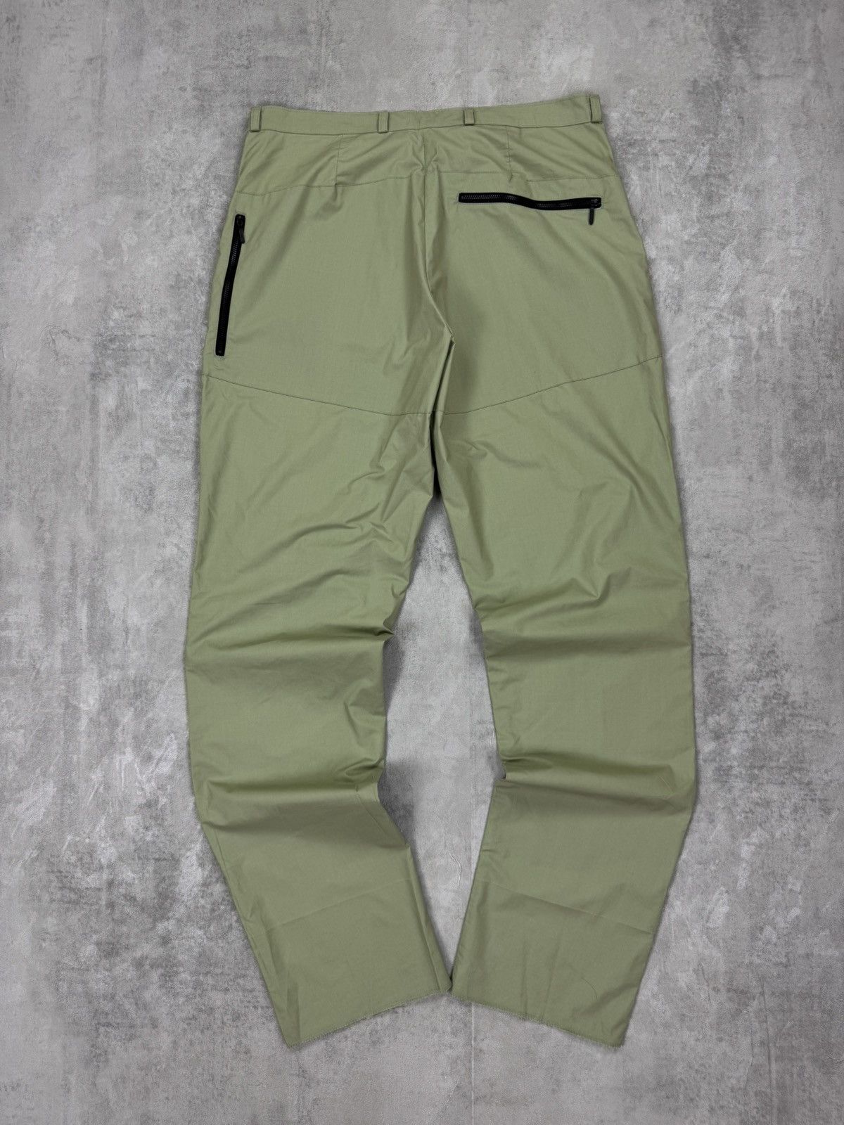 Vintage ROHAN Vintage Green Mens Outdoor Fatigues Pants size W36 Size US 36 / EU 52 - 2 Thumbnail
