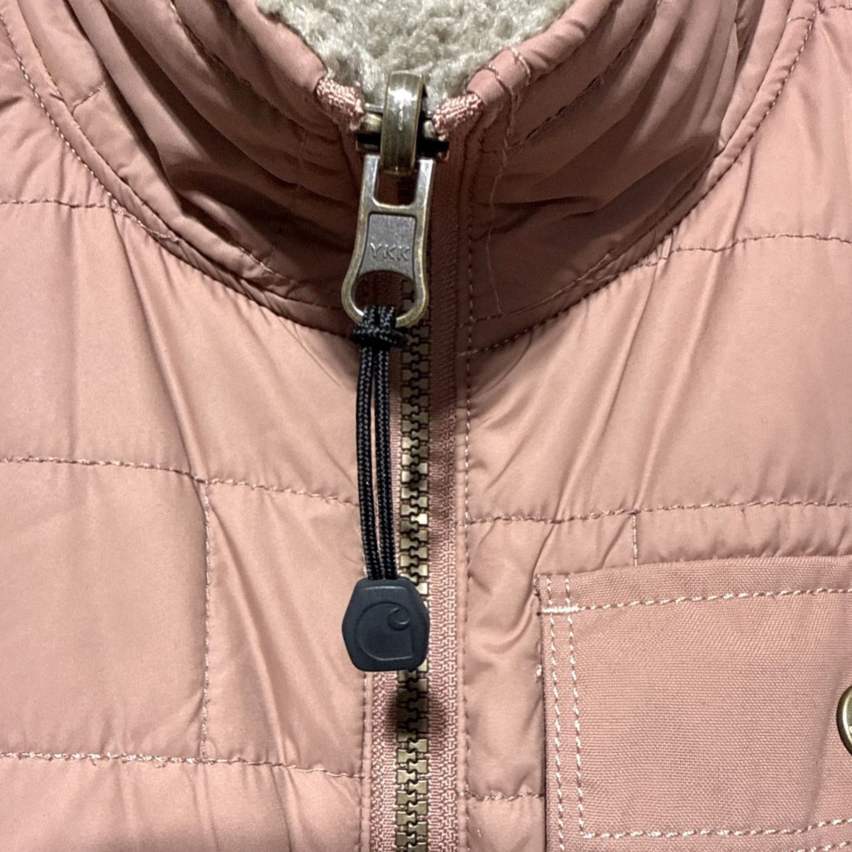 Carhartt Carhartt Vest Womens Small Dusty Rose Reversible Sherpa Lined Nylon Puffer Zip Pocket Logo Embroidered Short Length Spring Winter Fall Size S / US 4 / IT 40 - 4 Thumbnail
