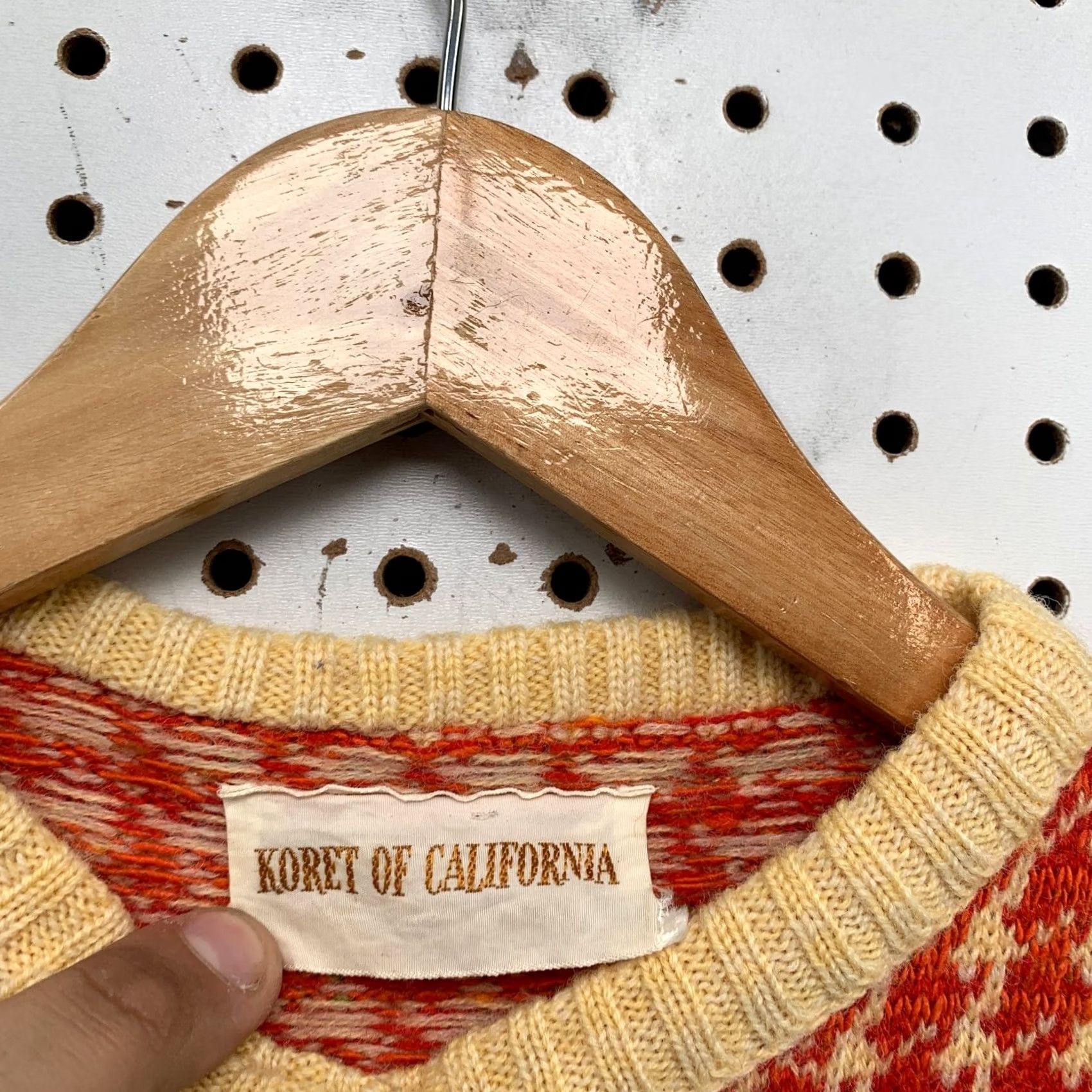 Vintage VINTAGE Koret California Cardigan Sweater Womens M bege Yellow Red Houndstooth Cardigan Mens Womens Girls Boys Size M / US 6-8 / IT 42-44 - 3 Thumbnail