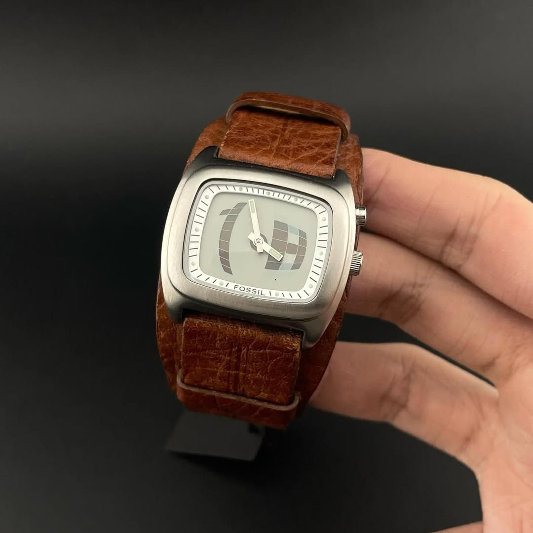 Fossil RARE!! VTG FOSSIL BIGTIC BG-8213 Size ONE SIZE - 6 Thumbnail