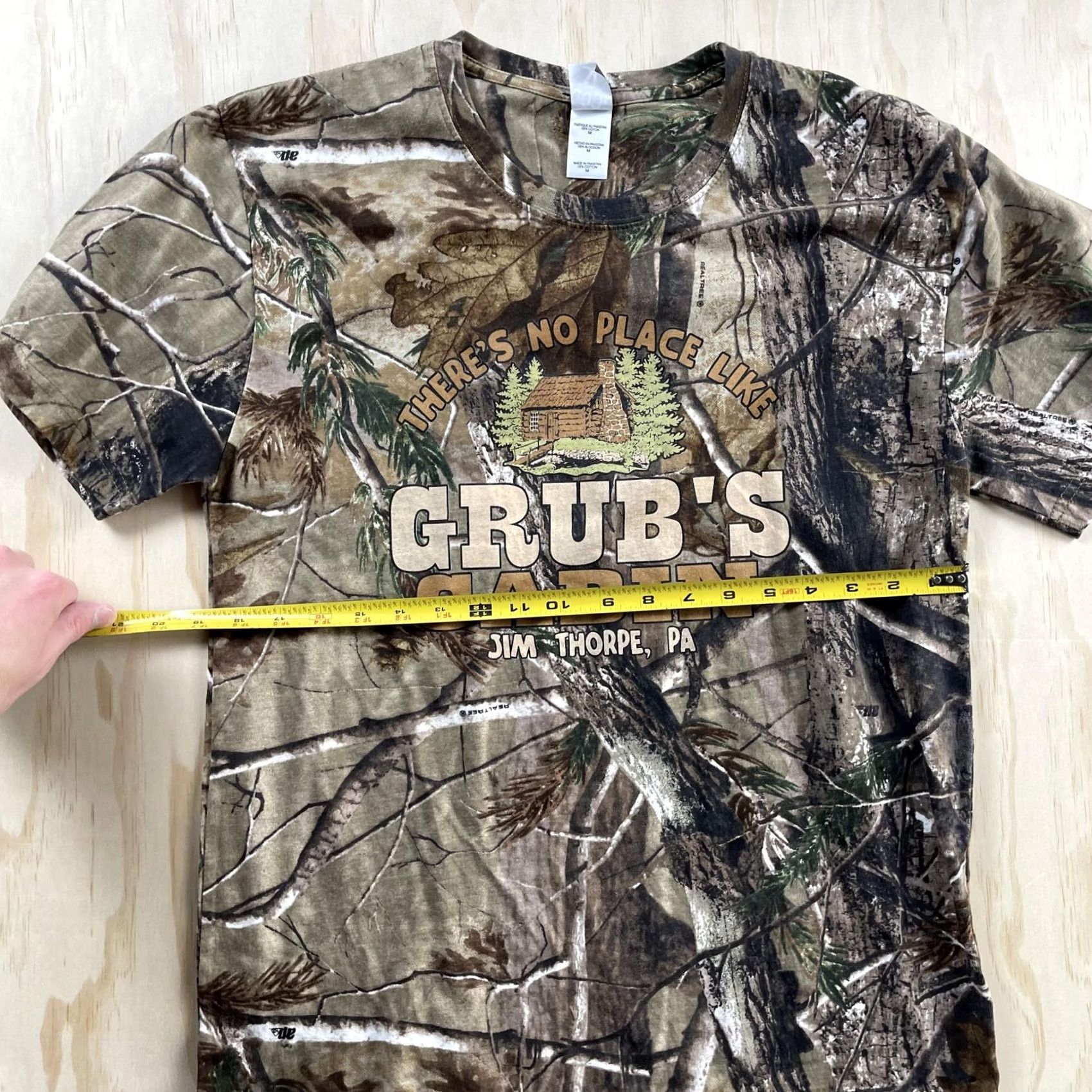 Vintage Code V T-Shirt Mens Medium Brown Camo Tee Grub's Cabin Jim Thorpe PA Shirt X-Twin Graphic Outdoor Hunting Tee Mens Medium Brown Camouflage Shirt Size US M / EU 48-50 / 2 - 4 Thumbnail