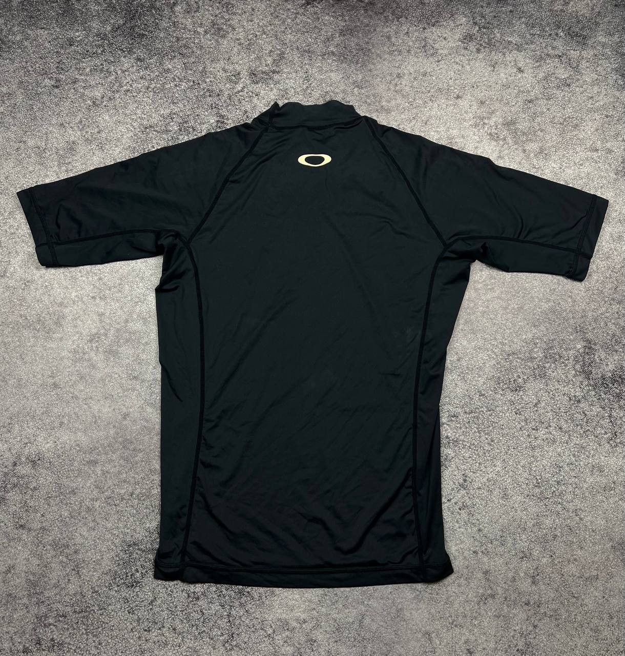 Oakley Vintage Oakley Thermo T-shirt Center Logo Size US M / EU 48-50 / 2 - 5 Thumbnail