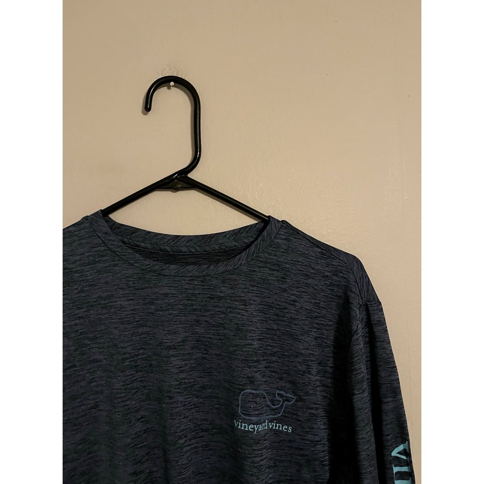 Vineyard Vines Vineyard Vines Performance Long Sleeve Heather Blue Whale Shirt - Men's S Crew Neck Pullover Activewear Shirt Mens Small Whale Theme Size US S / EU 44-46 / 1 - 2 Thumbnail