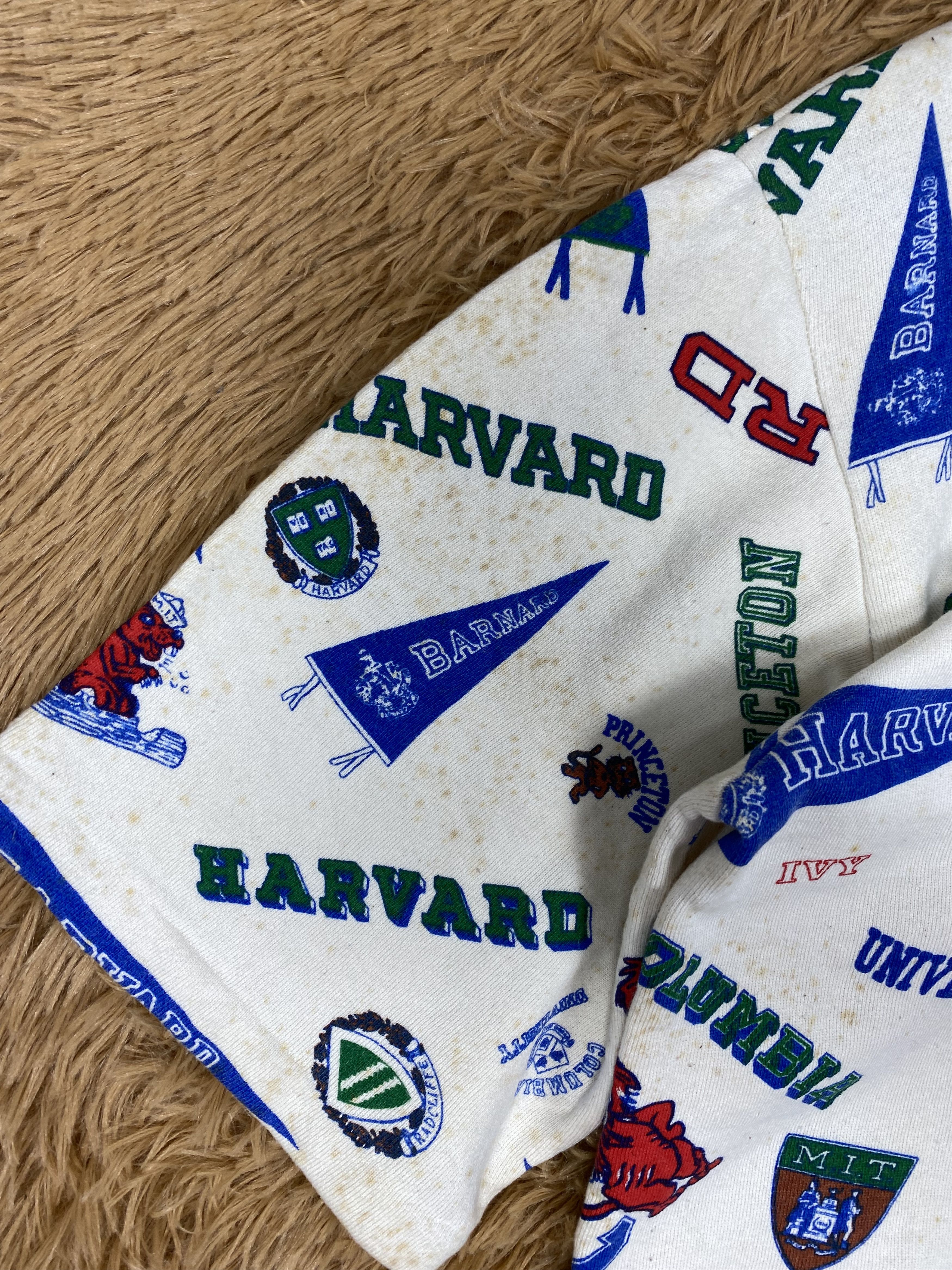 Other Vintage Havard Varaki T-Shirts PS0286 Size US M / EU 48-50 / 2 - 7 Thumbnail