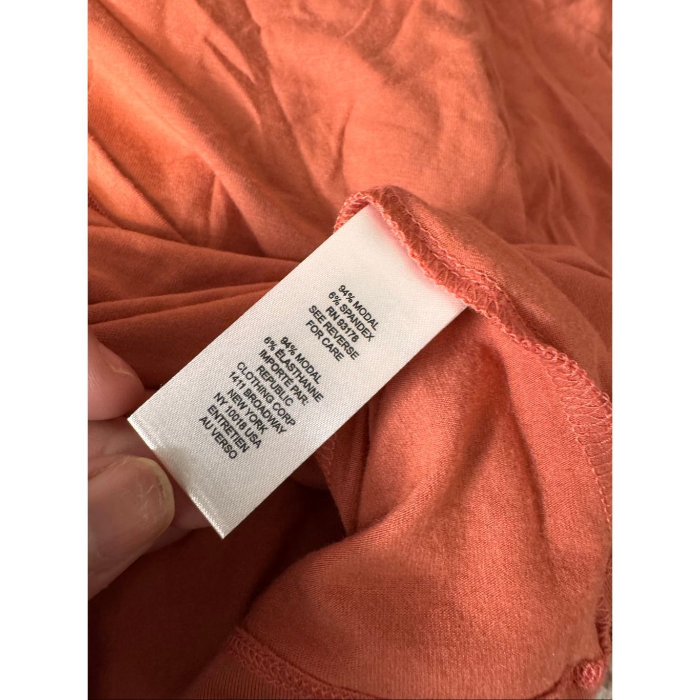 Other Tahari Rust Mock Neck Keyhole Blouse | Soft Stretchy Short Sleeve Top Size Small Size S / US 4 / IT 40 - 5 Thumbnail