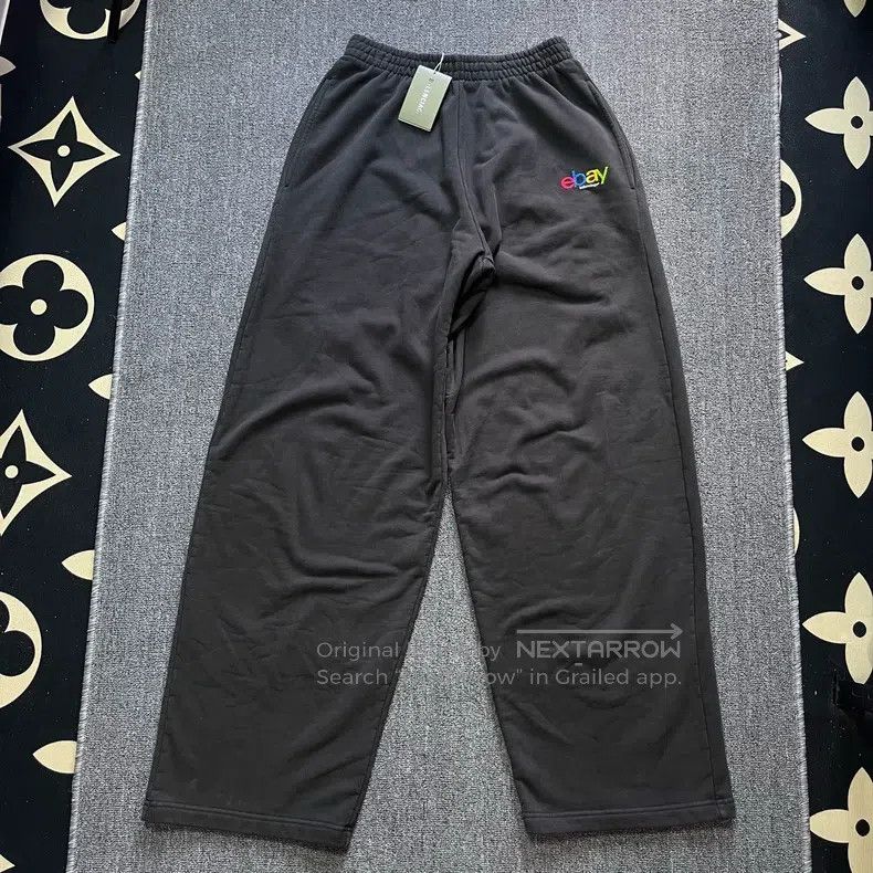 Balenciaga Balenciaga size S Sweatpants Black Size US 27 - 1 Thumbnail