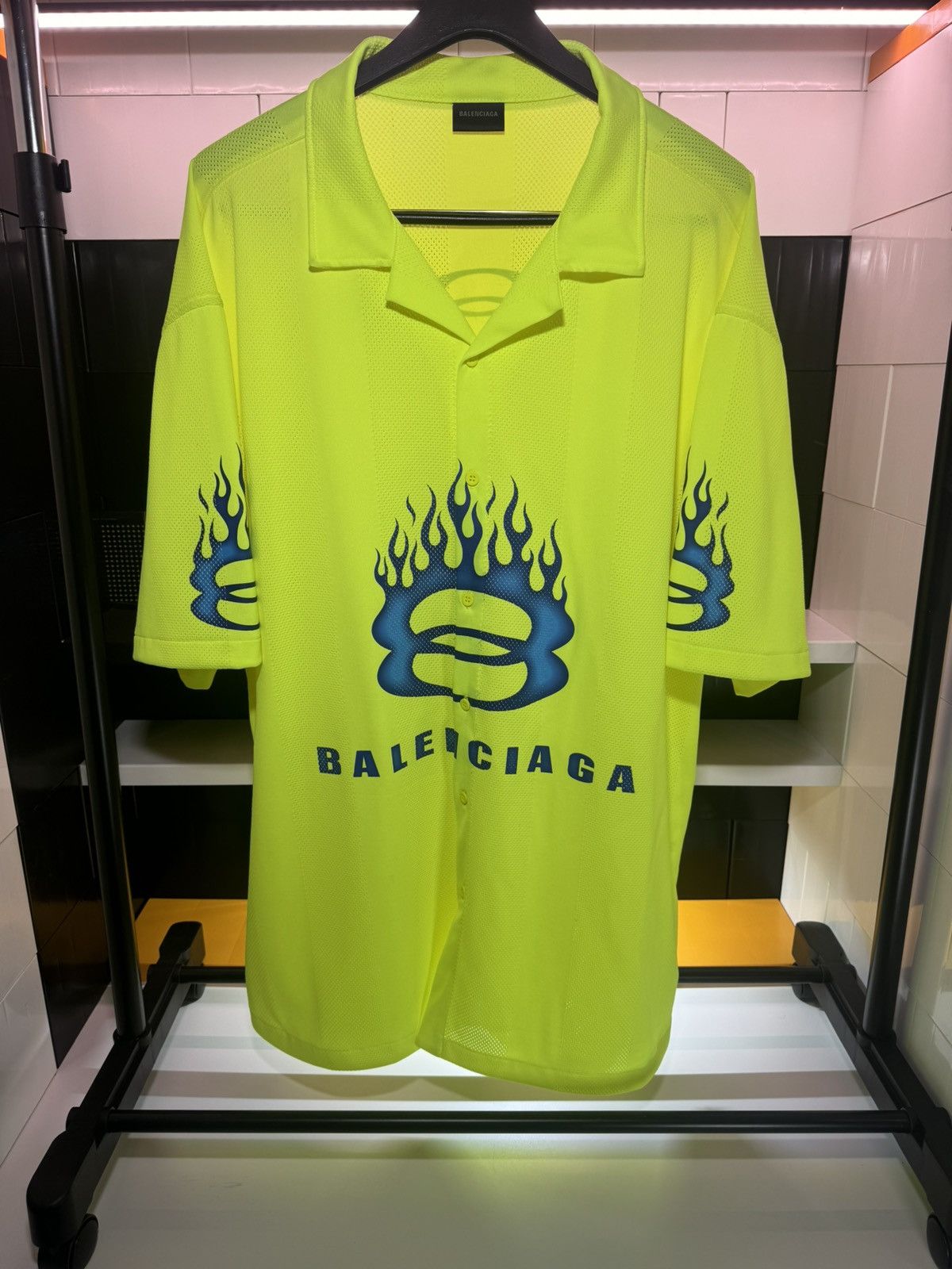 Balenciaga Balenciaga Fluo Yellow Striped Mesh Shirt Size XL Size US XL / EU 56 / 4 - 2 Thumbnail