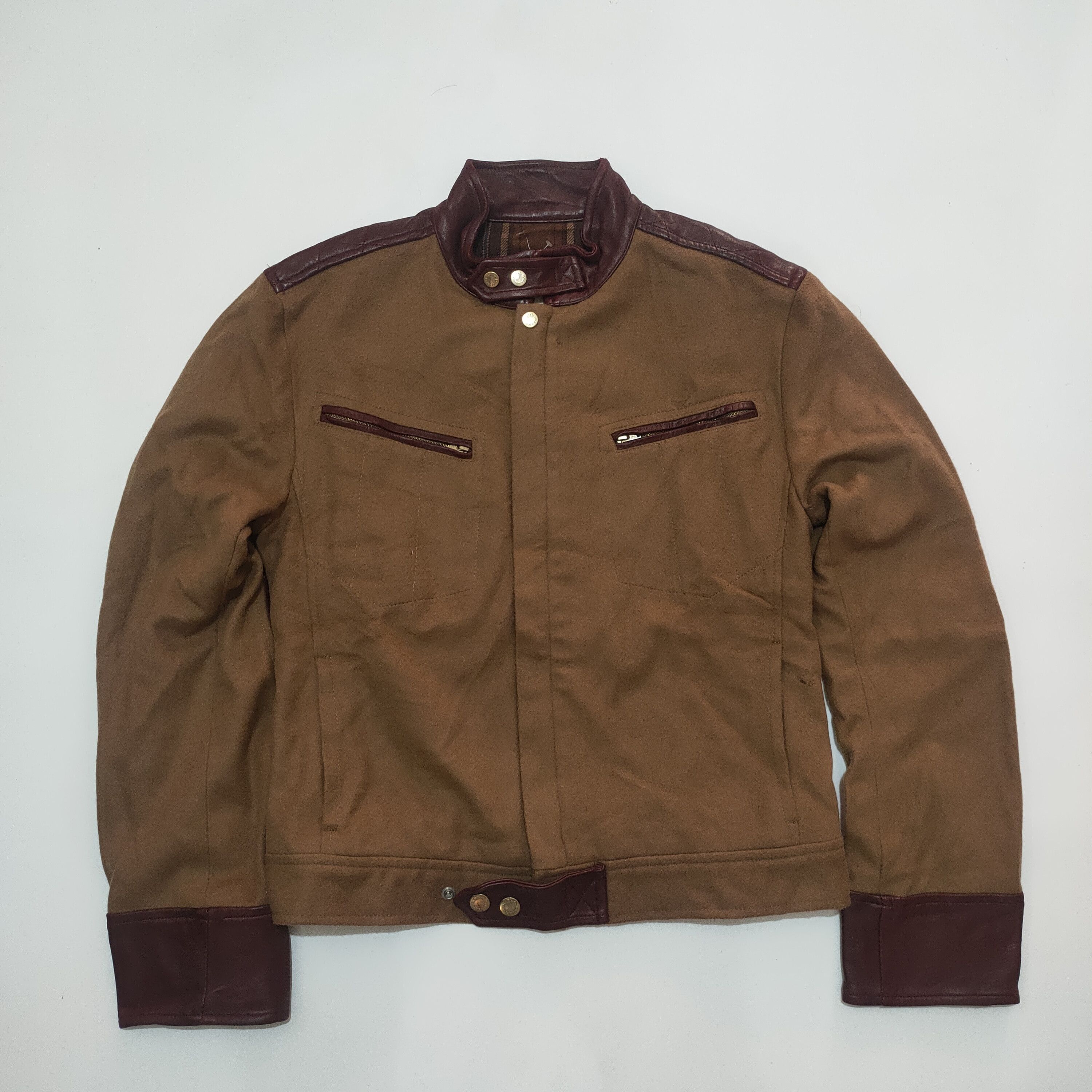 Dolce & Gabbana Dolce & Gabbana jacket combines canvas and leather accents. Size US S / EU 44-46 / 1 - 1 Thumbnail