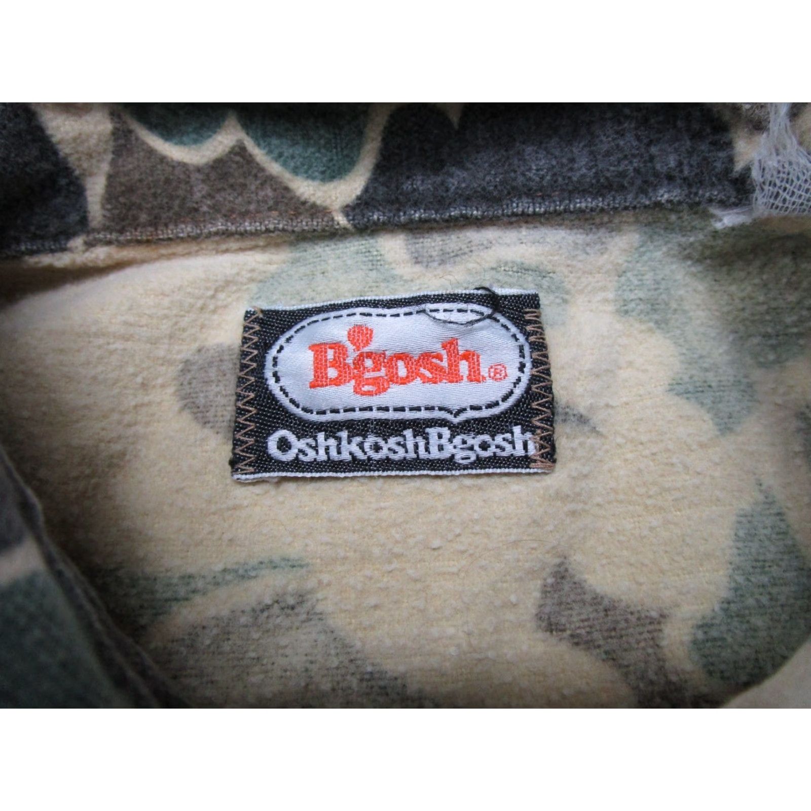 Vintage VINTAGE OshKosh B'gosh Heavyweight Duck Camo Shirt Mens Size L/42 Read Size US L / EU 52-54 / 3 - 2 Thumbnail