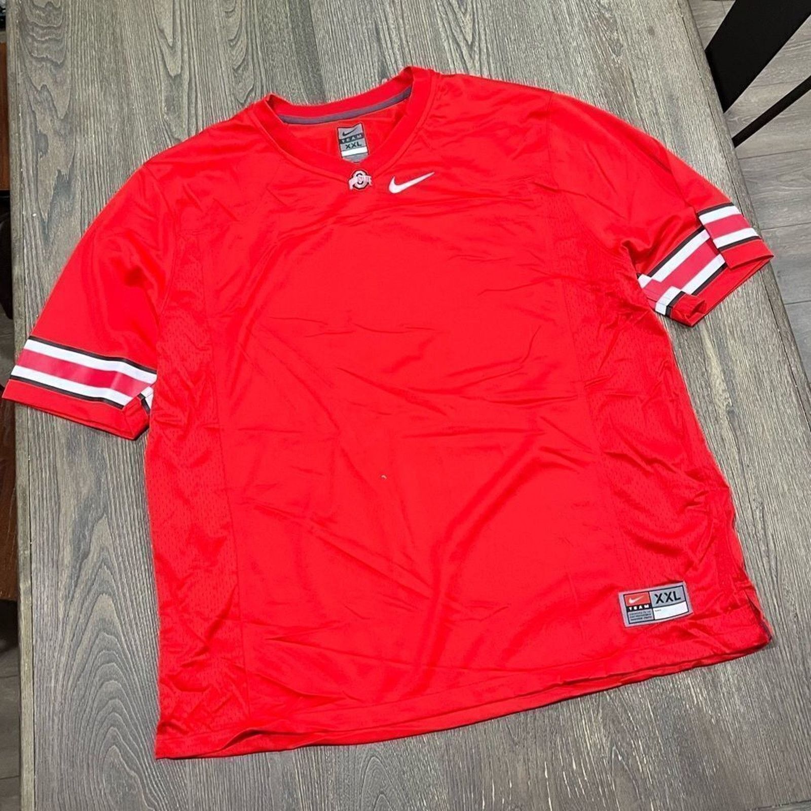 Nike NWOT Nike Team Dri-Fit Men's Jersey V-Neck Red Size XXL Size US XXL / EU 58 / 5 - 1 Thumbnail