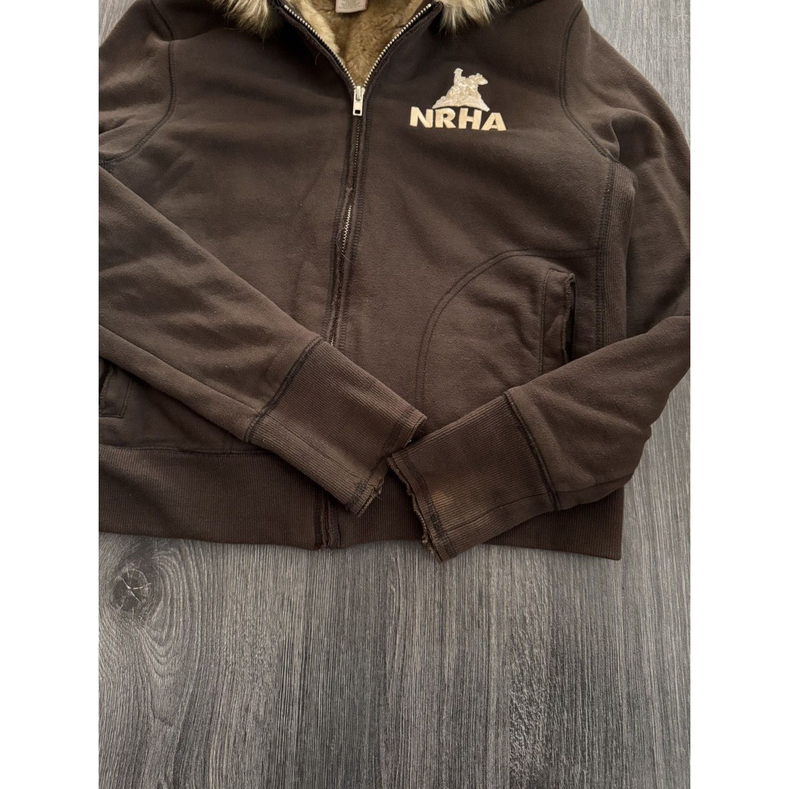 Vintage Vintage NRHA Brown Cropped Fur Hoodie Size US S / EU 44-46 / 1 - 4 Thumbnail