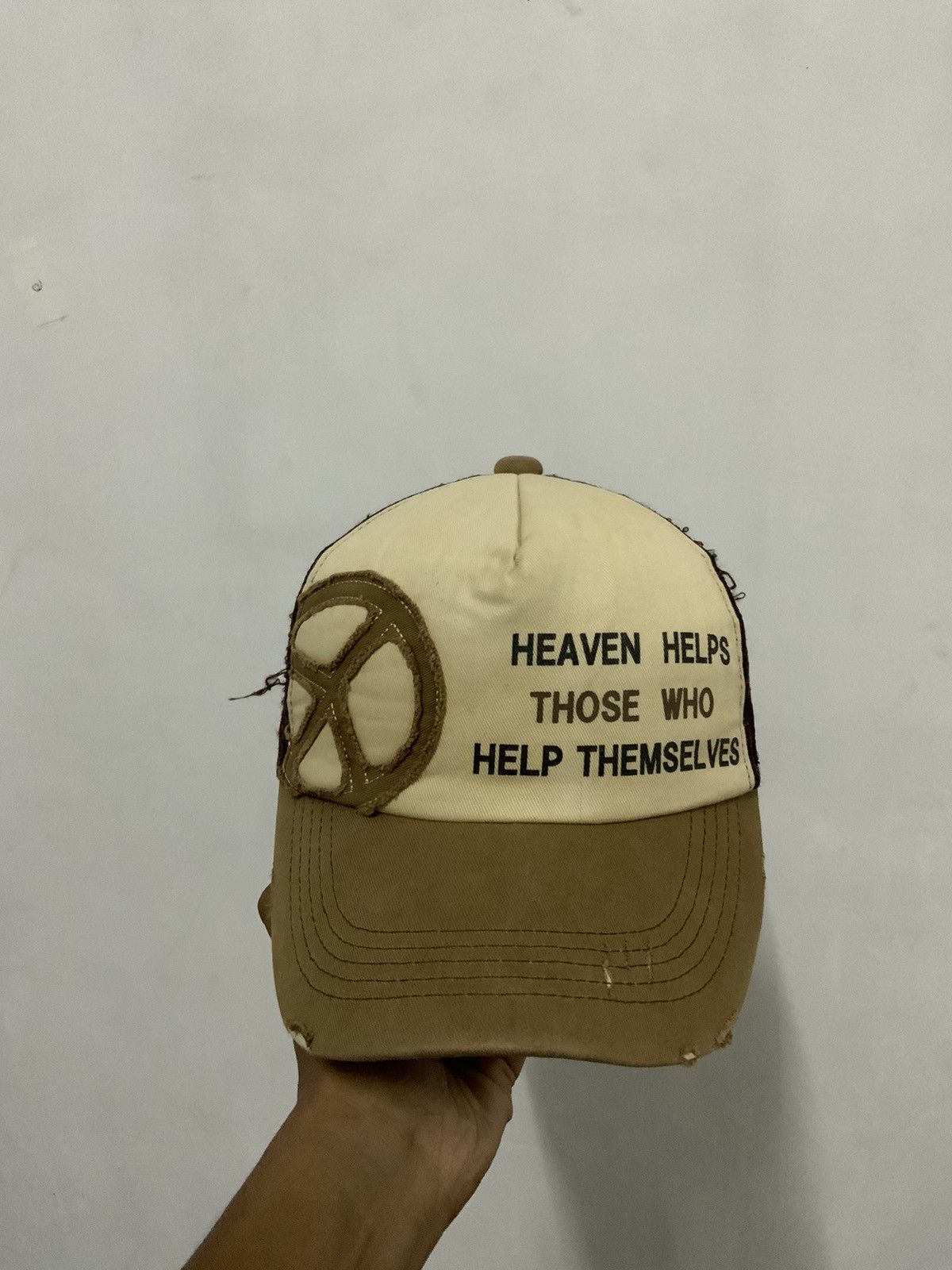 Japanese Brand Peace Heaven Distressed Trucker Hat Size ONE SIZE - 1 Thumbnail
