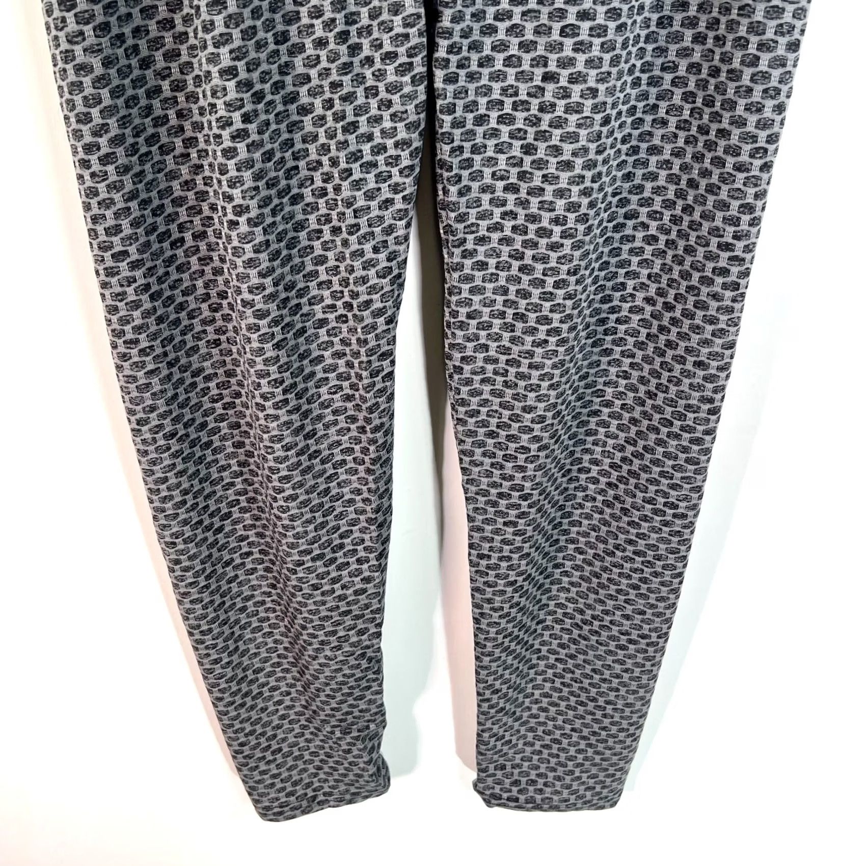 Vintage Women Leggings SZ XL Anti-Cellulite High Waist Push Up Yoga Pants Butt Lift Gray Size 40" / US 18 - 3 Thumbnail