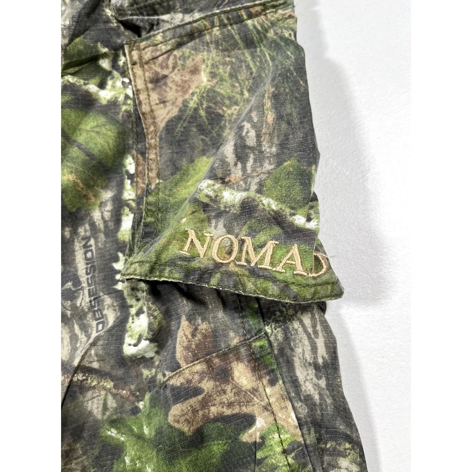 Nomad Nomad Mens 2XL Green Obsession Hunting Cargo Pants Adjustable Waist NWTF Camouflage Khakis Regular Inseam 31 in Fall Mens Size US 39 - 7 Thumbnail
