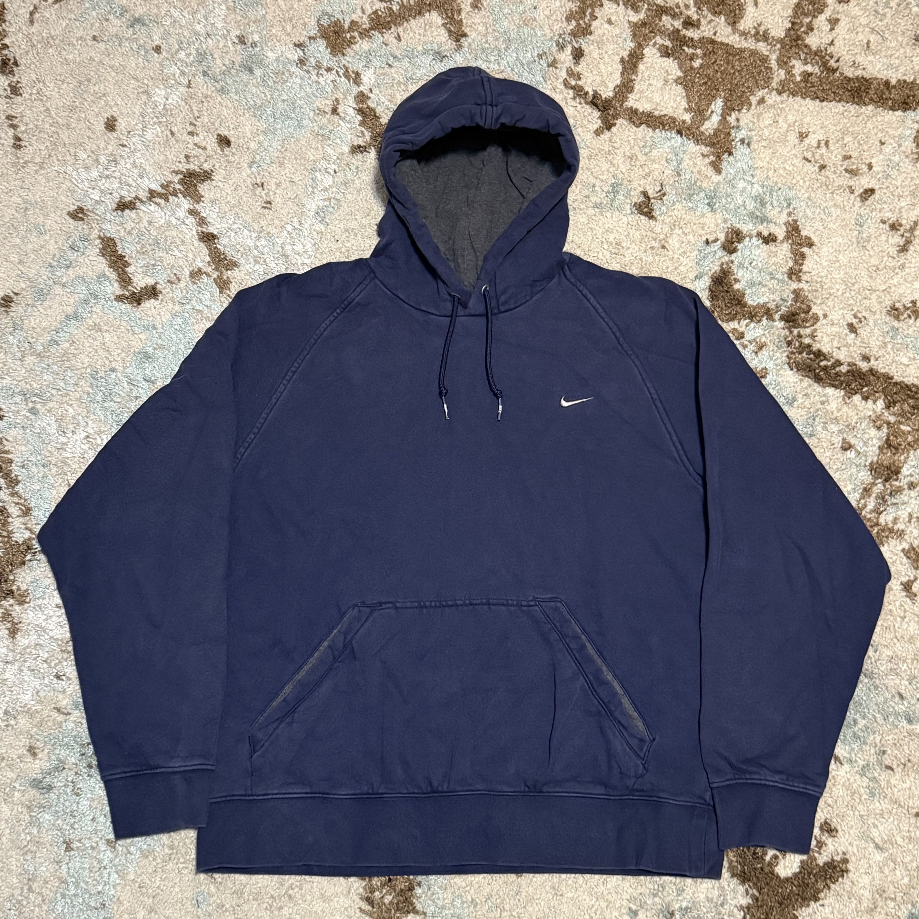 Nike × Vintage Vintage Nike Essential Hoodie Size Large Faded Navy Y2K Size US L / EU 52-54 / 3 - 1 Thumbnail