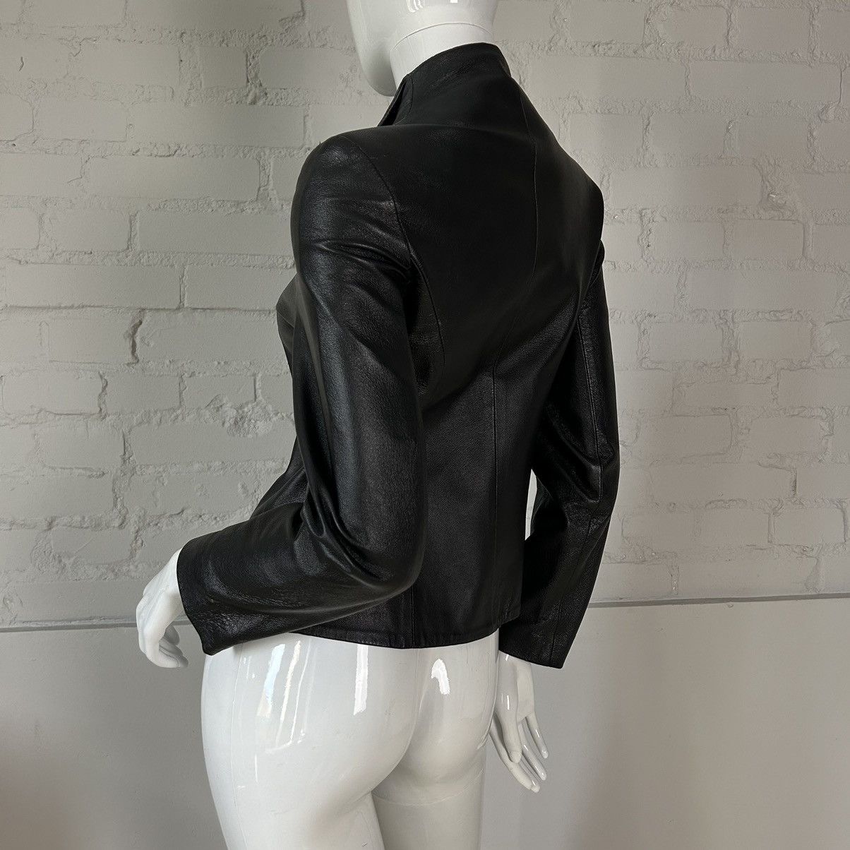 Vintage Vintage elegant leather fitted jacket Size S / US 4 / IT 40 - 5 Thumbnail