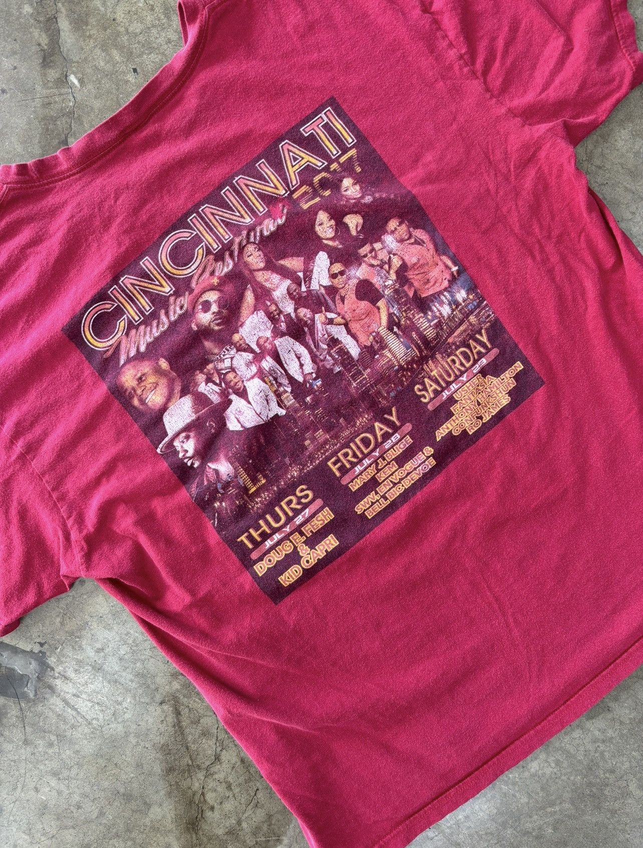 Vintage Cincinnati Music Festival Usher Lineup Tee Medium Size US M / EU 48-50 / 2 - 6 Thumbnail