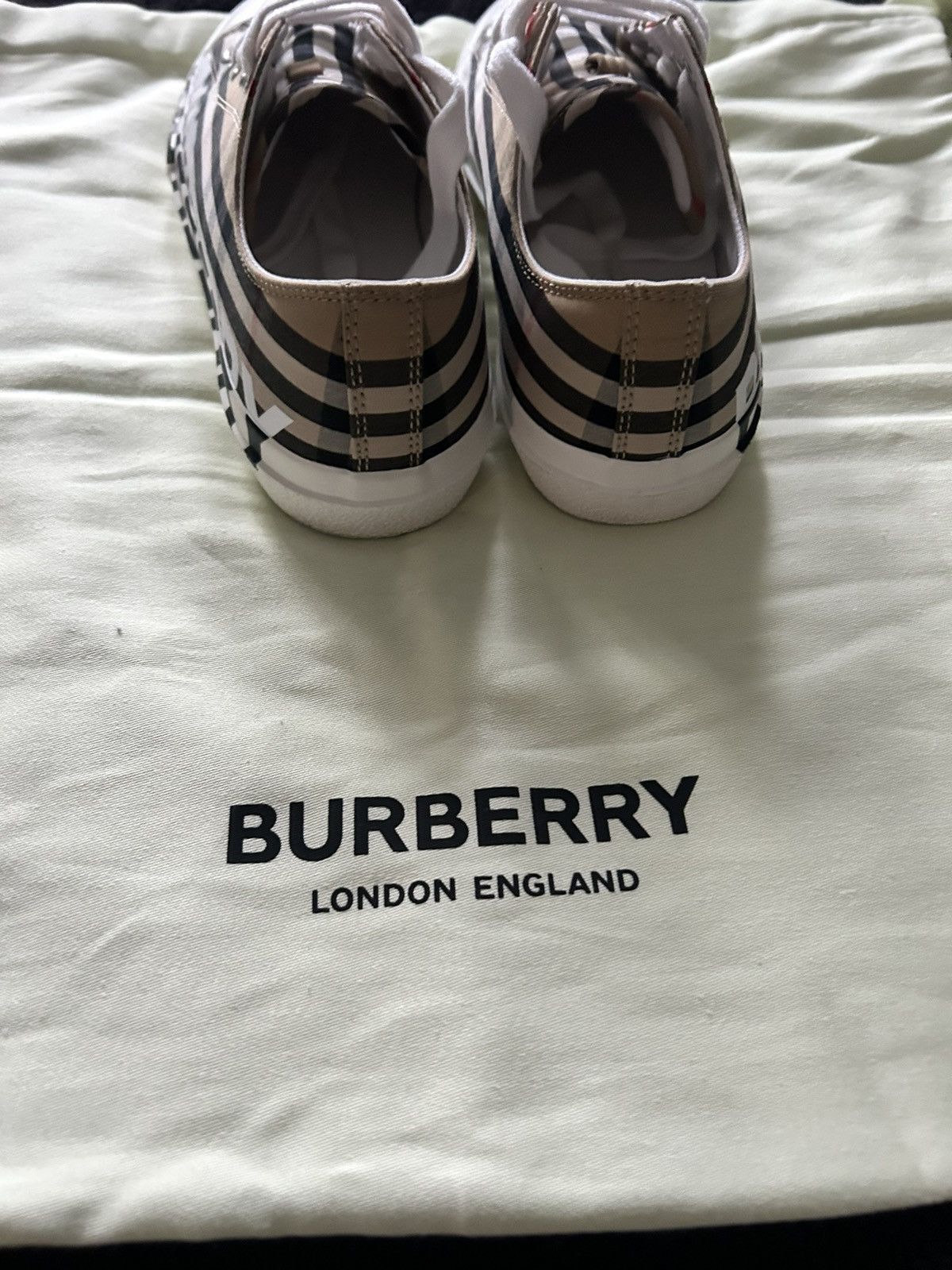 Burberry Burberry Logo Check Pattern Canvas Sneakers. Women’s Size US 7.5 / IT 37.5 - 6 Thumbnail