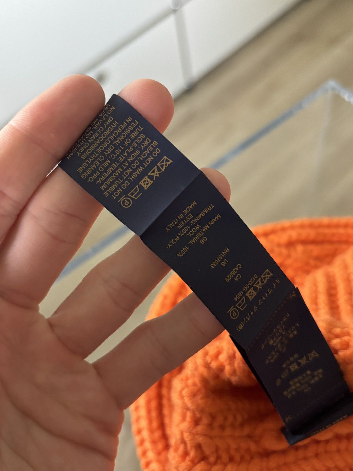 Louis Vuitton LV LOGO KNIT BEANIE ORANGE Size ONE SIZE - 9 Thumbnail