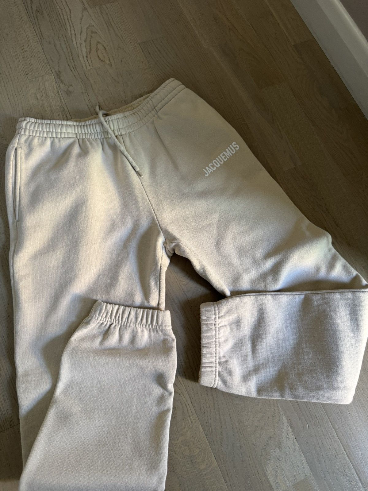 Jacquemus JACQUEMUS joggers STUDY REAL TAPE MEASUREMENTS IN PHOTOS Size US 29 - 1 Thumbnail