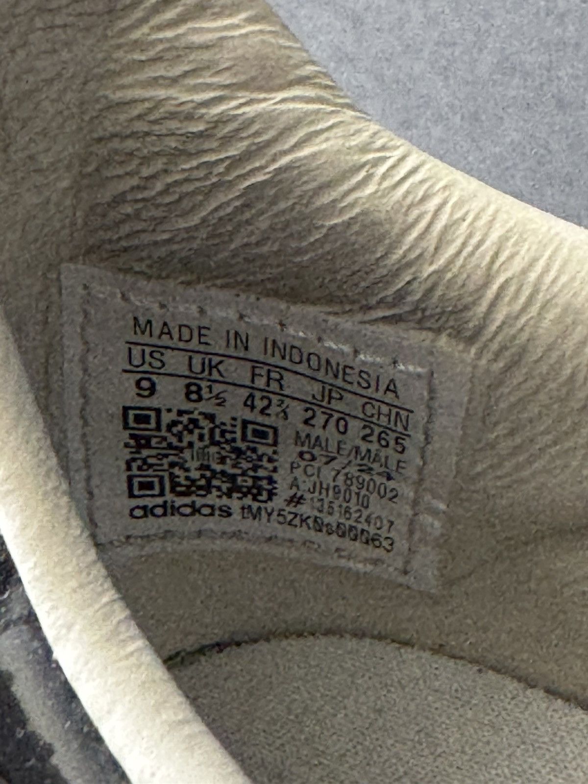 Adidas × Song For The Mute Adidas x Song For The Mute Country OG Size US 9 / EU 42 - 13 Thumbnail