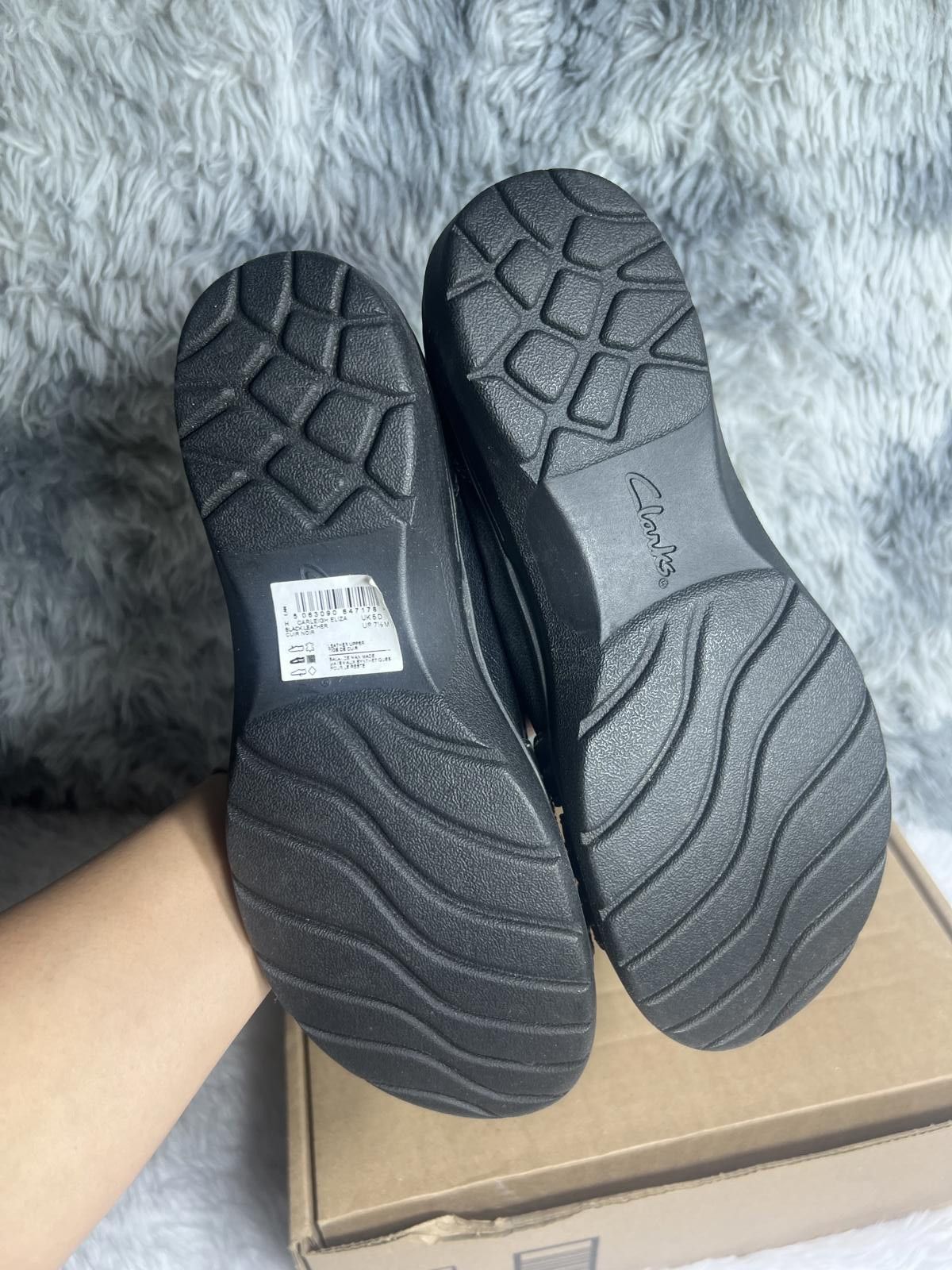 Clarks Clarks Collection Black Leather Slip-On Comfort Shoes Size US 7.5 / IT 37.5 - 6 Thumbnail