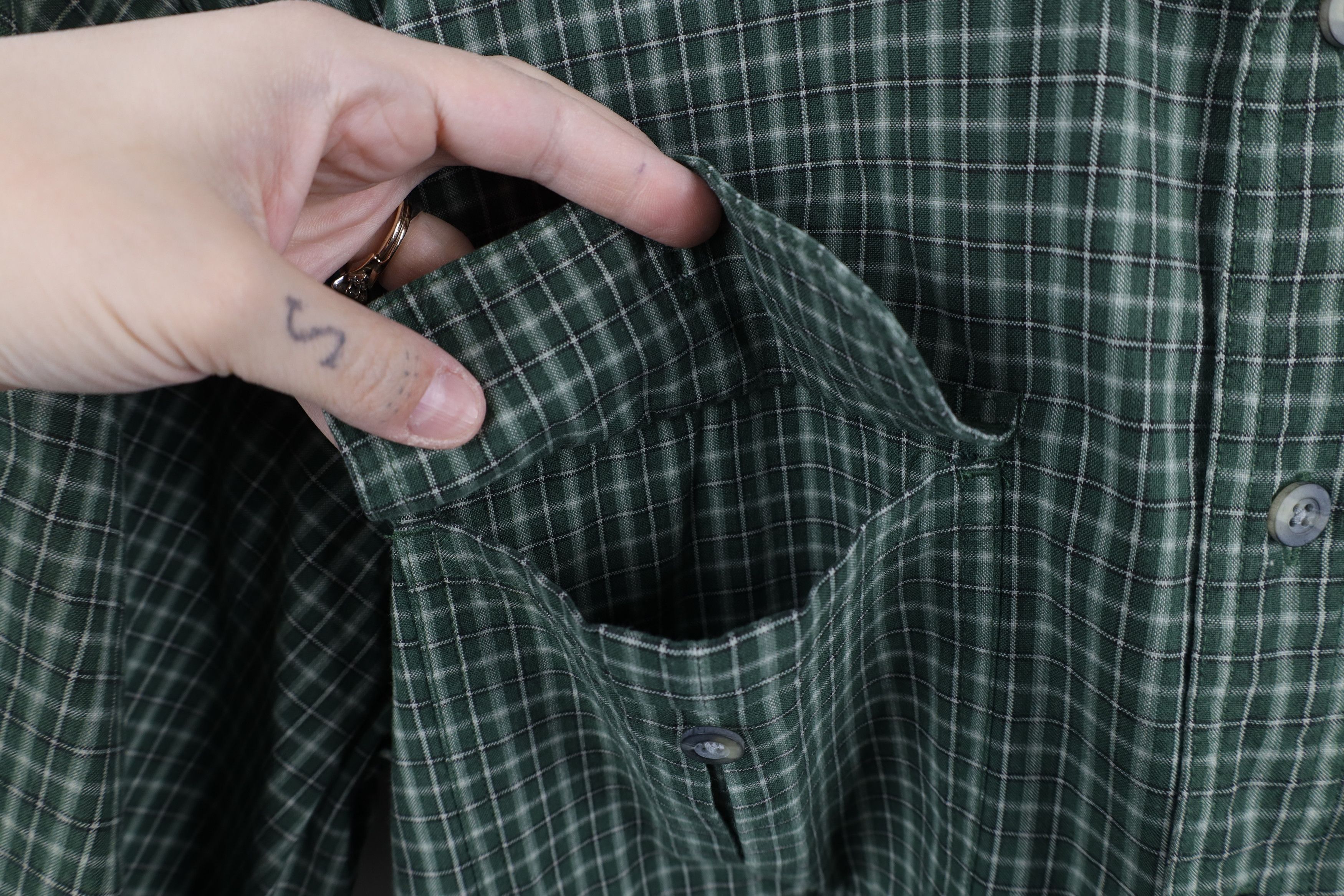 Cabelas × Vintage Vintage Cabelas Short Sleeve Collared Button Shirt Plaid Size US L / EU 52-54 / 3 - 5 Thumbnail