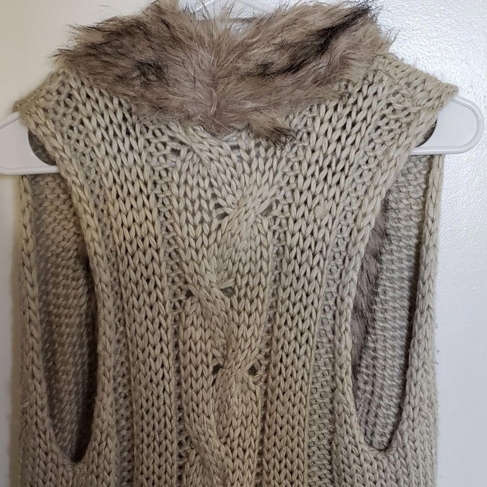 Other CT1039a Faux Fur Sleeveless Open Cardigan XL Size XL / US 12-14 / IT 48-50 - 2 Thumbnail