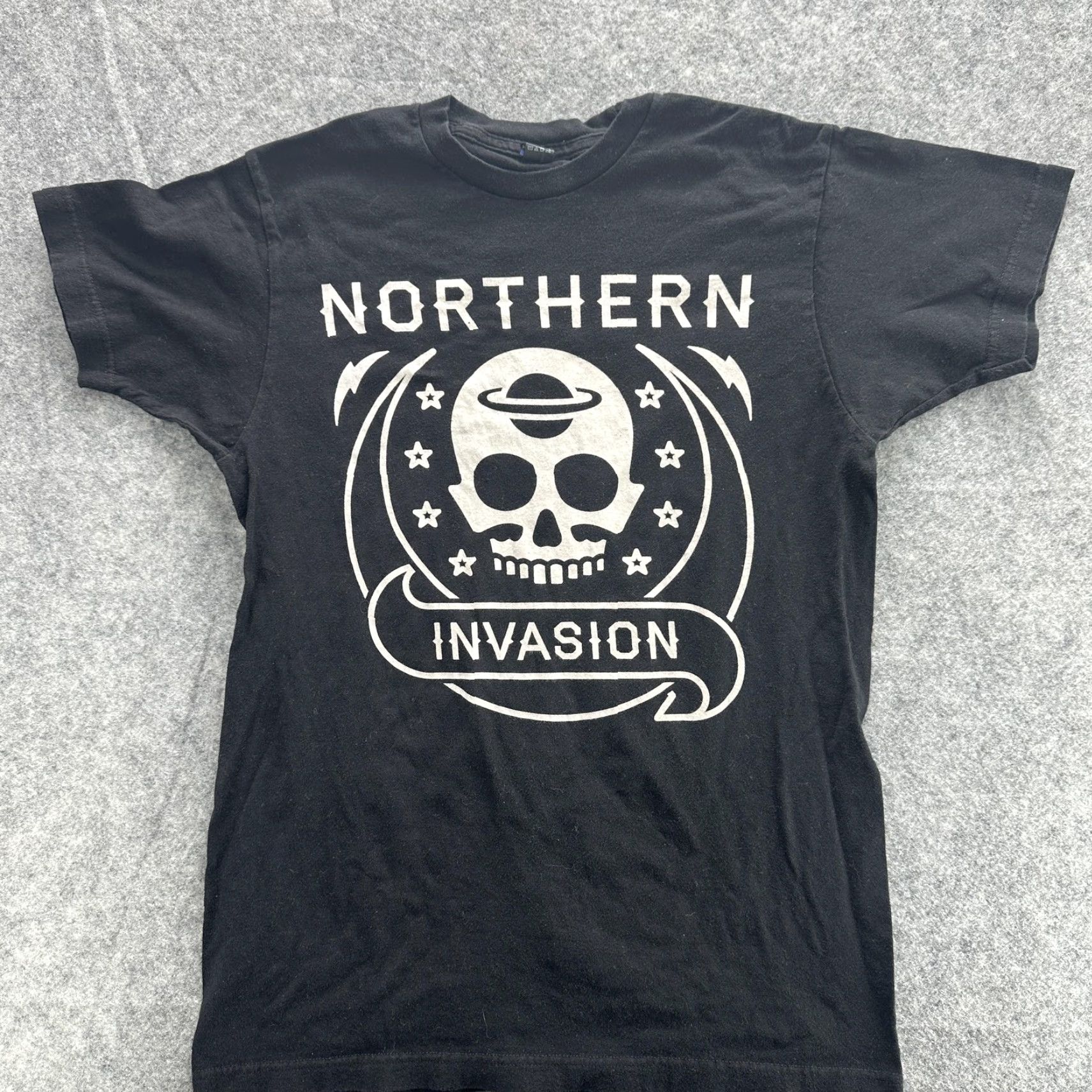 Tultex Northern Invasion Shirt Mens Medium Black 2018 Band Concert Tour Rock Tee Size US M / EU 48-50 / 2 - 2 Thumbnail