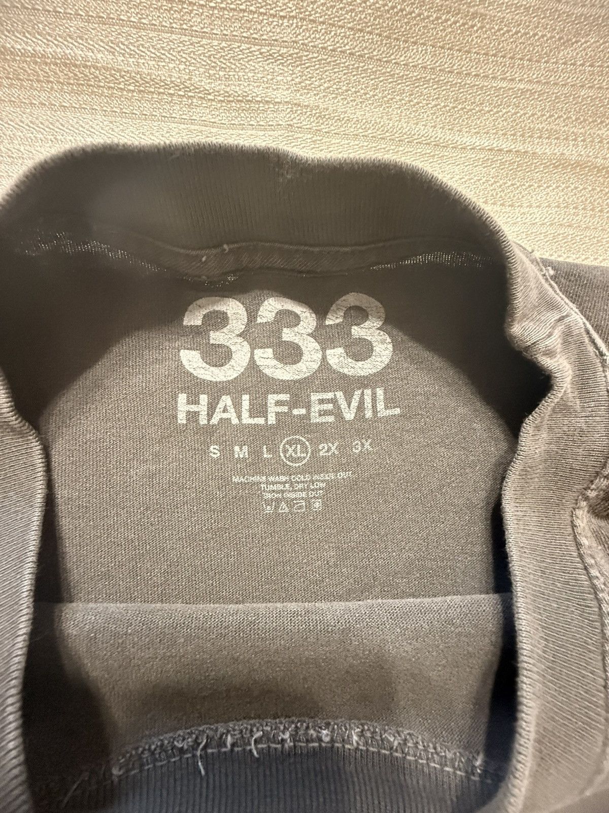Half Evil HALF EVIL 333 "Prayers" Heavy Graphic Tee - Vintage (XL) Size US XL / EU 56 / 4 - 2 Thumbnail