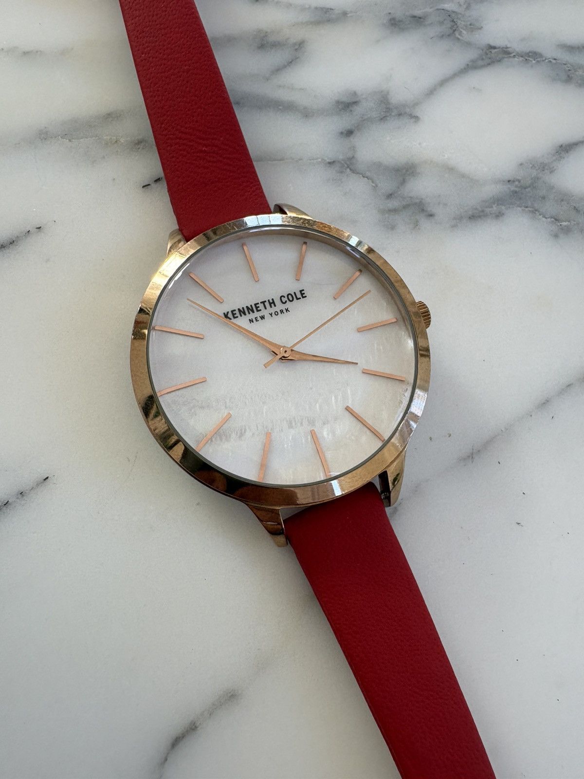 Kenneth Cole Kenneth Cole New York KC15056M Mother of Pearl Dial Watch Size ONE SIZE - 1 Thumbnail